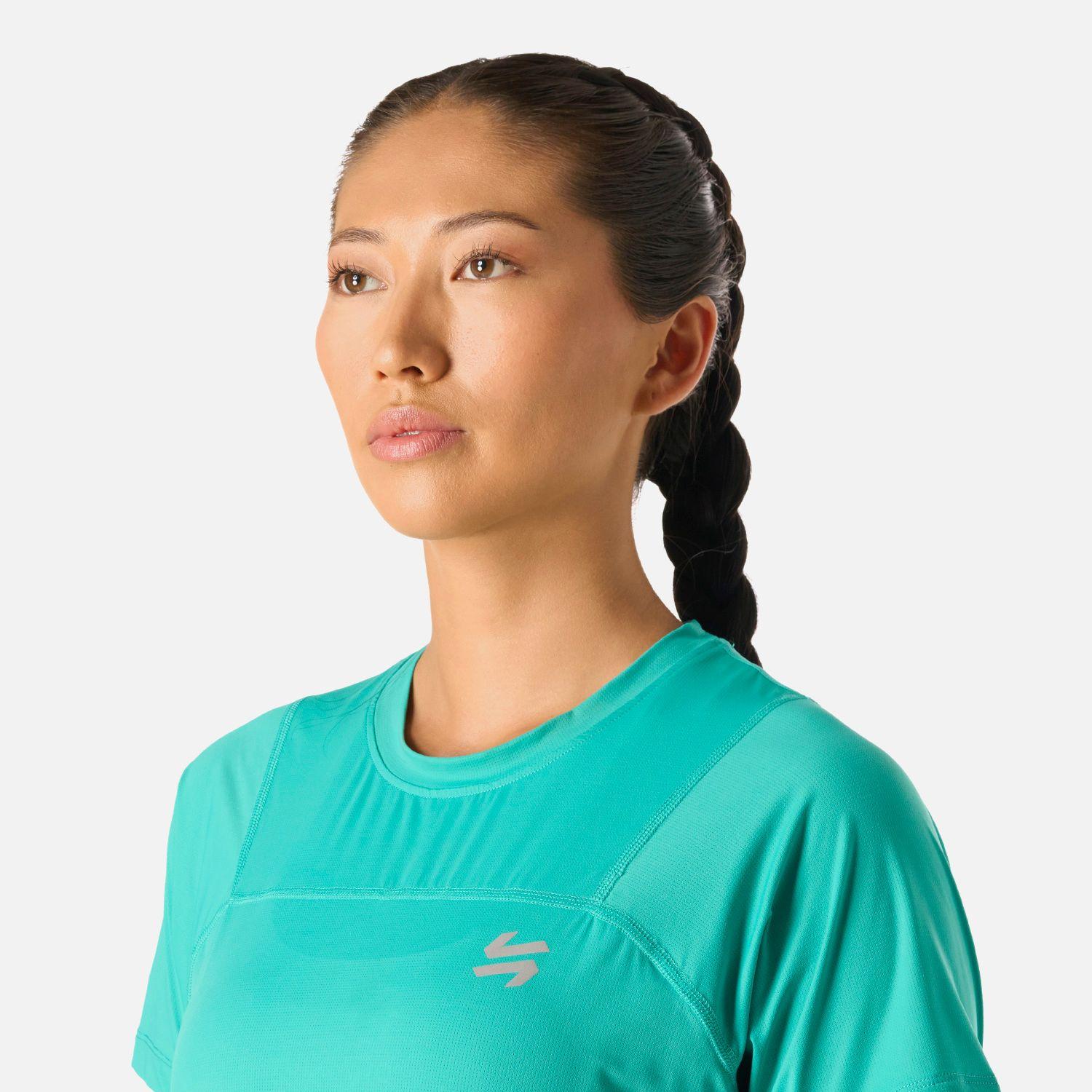 Polera Mujer Built To Move T-Shirt Turquesa Vulcano-4