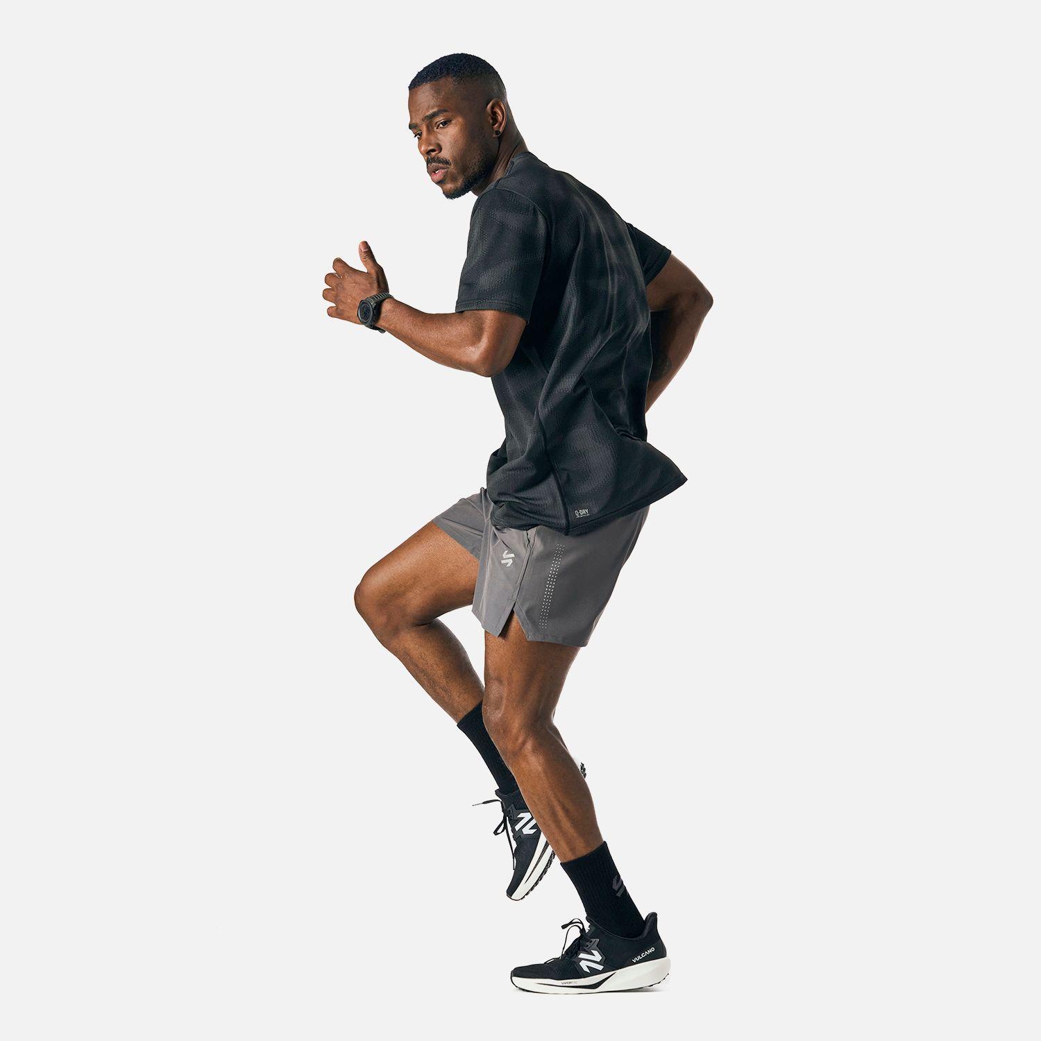 Polera manga corta running sin costuras hombre Built To Move-2