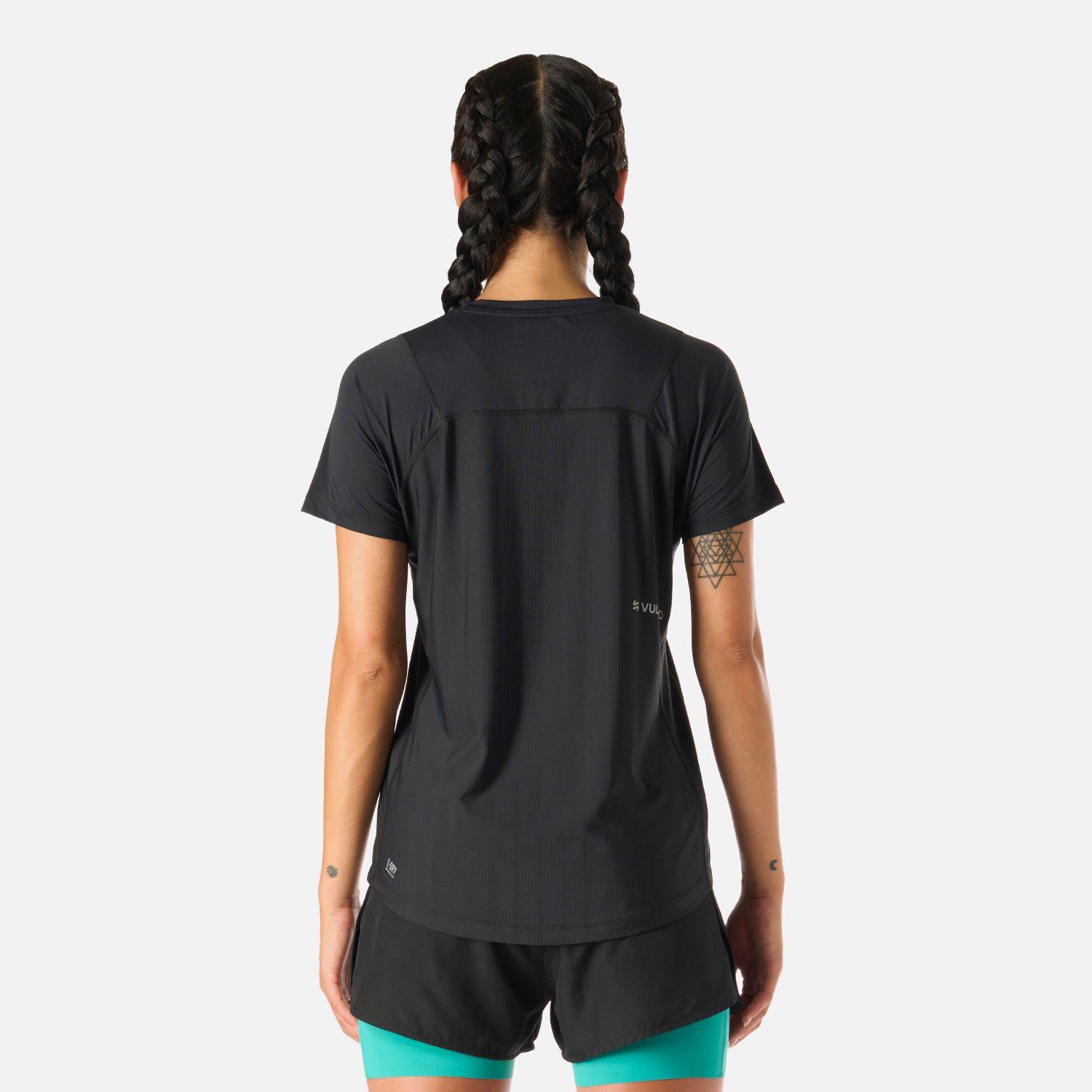 Polera Mujer Built To Move T-Shirt Negro Vulcano-3