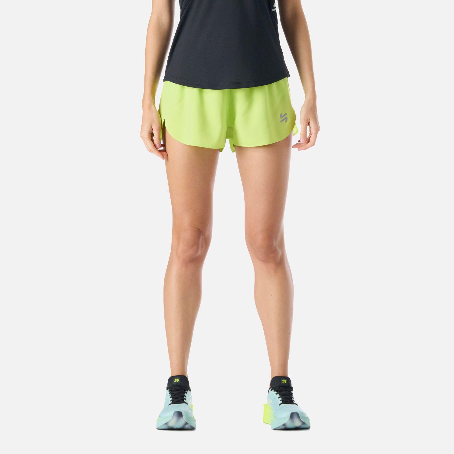 Shorts Mujer Built To Move 3" Shorts Verde Lima Vulcano-0