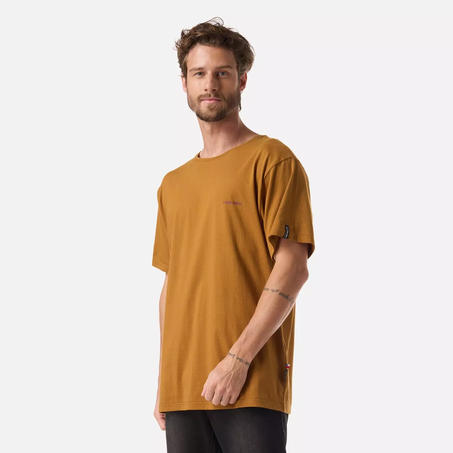 Polera Hombre Haka Mostaza Haka Honu V26-2