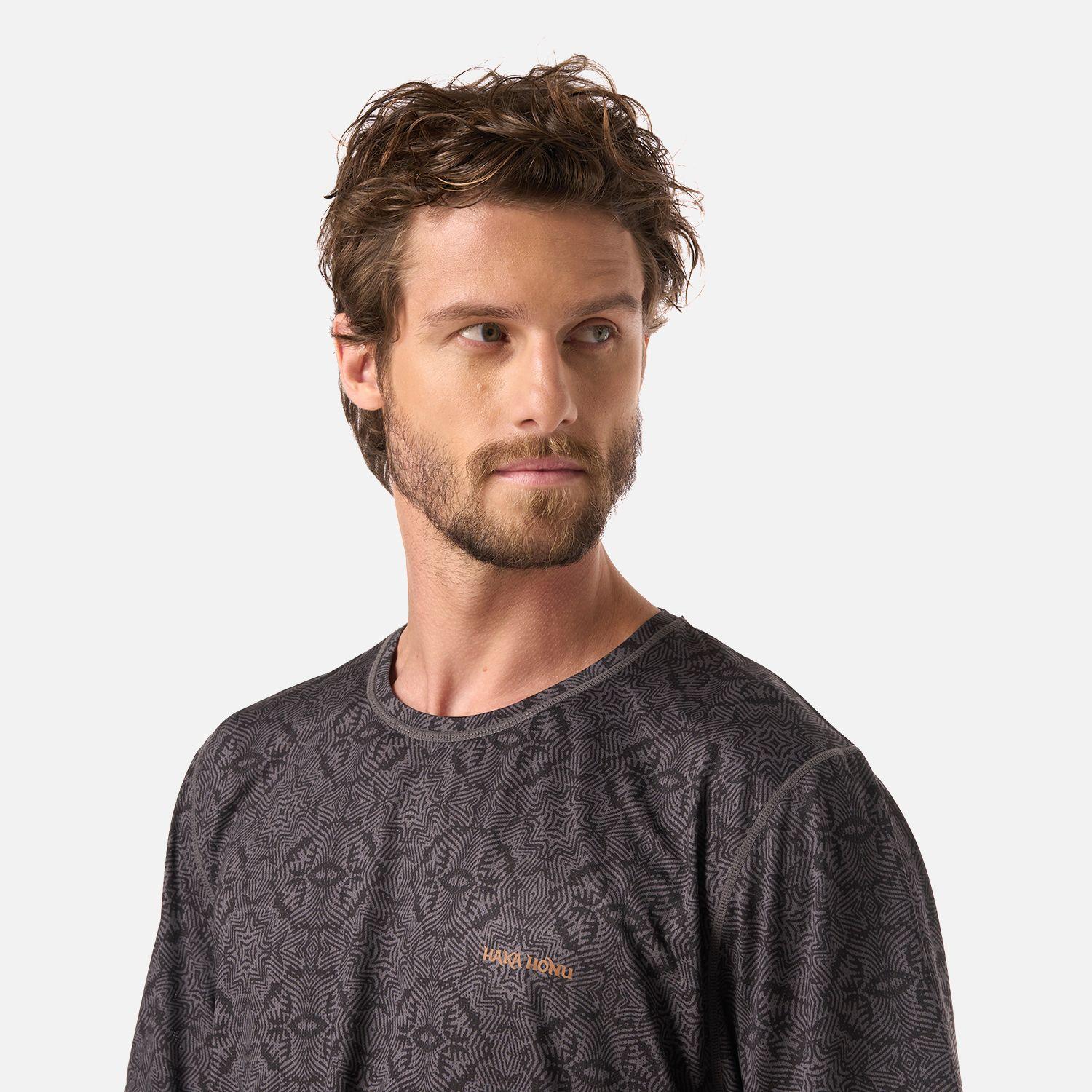 Polera Hombre Sudala Print Grafito Haka Honu V26-3