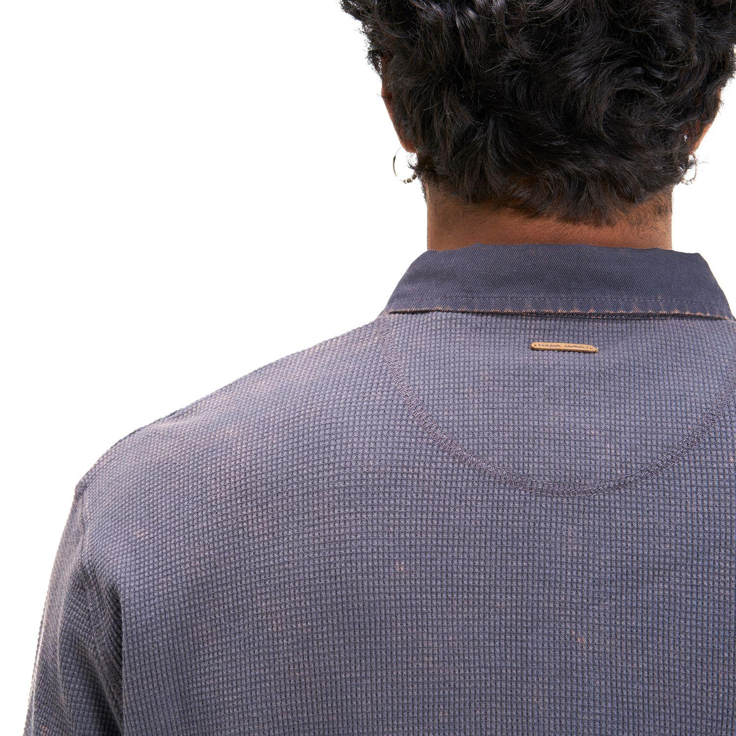 Polera Hombre Simetría Hippie Grafito Haka Honu-3