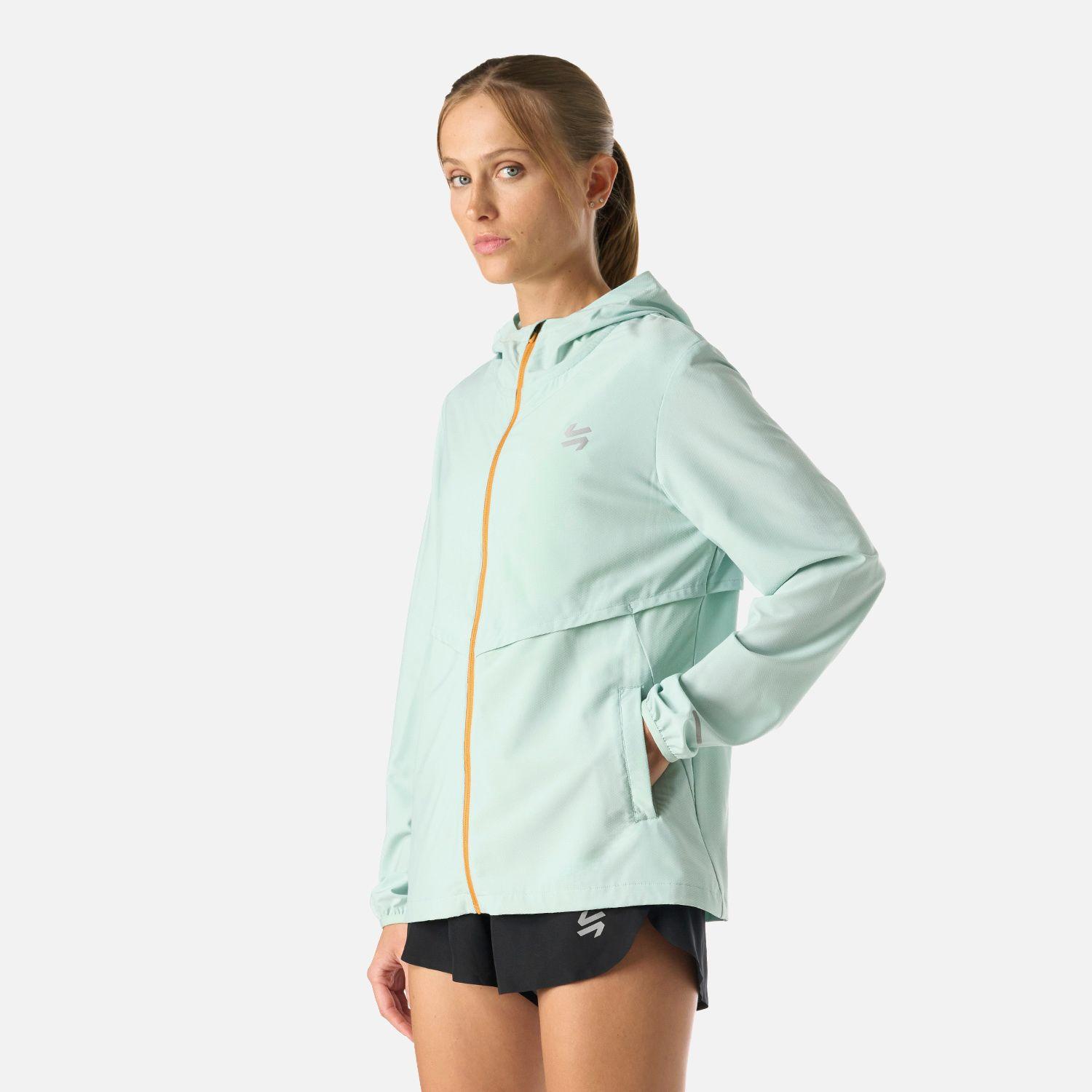 Cortaviento Deportivo running mujer Built To Move-1