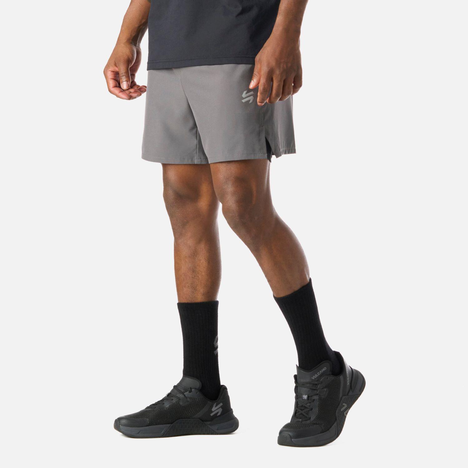 Shorts Hombre Built To Move 2-in-1 5" Gris Medio Vulcano-1