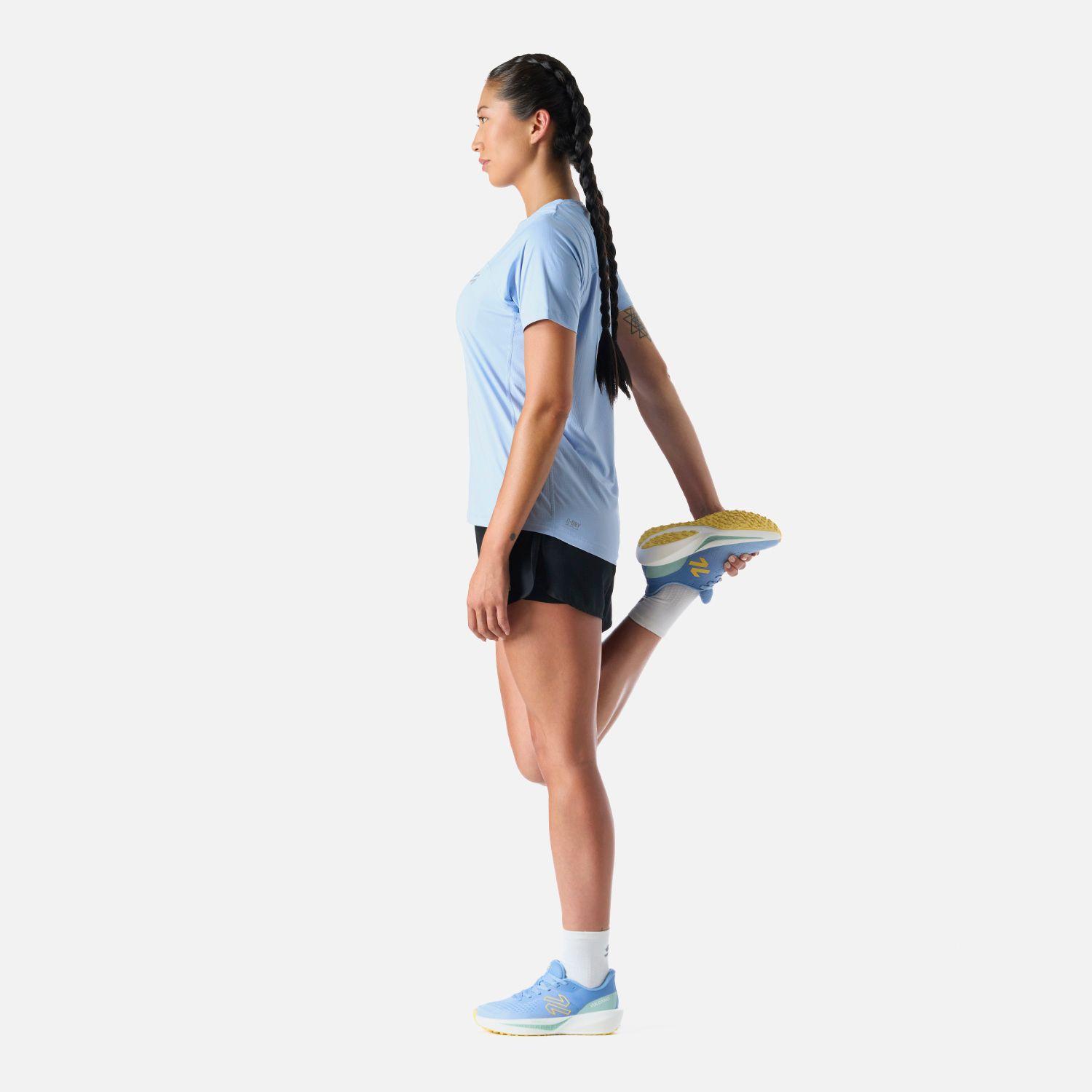 Polera Mujer Built To Move T-Shirt Celeste Vulcano-2