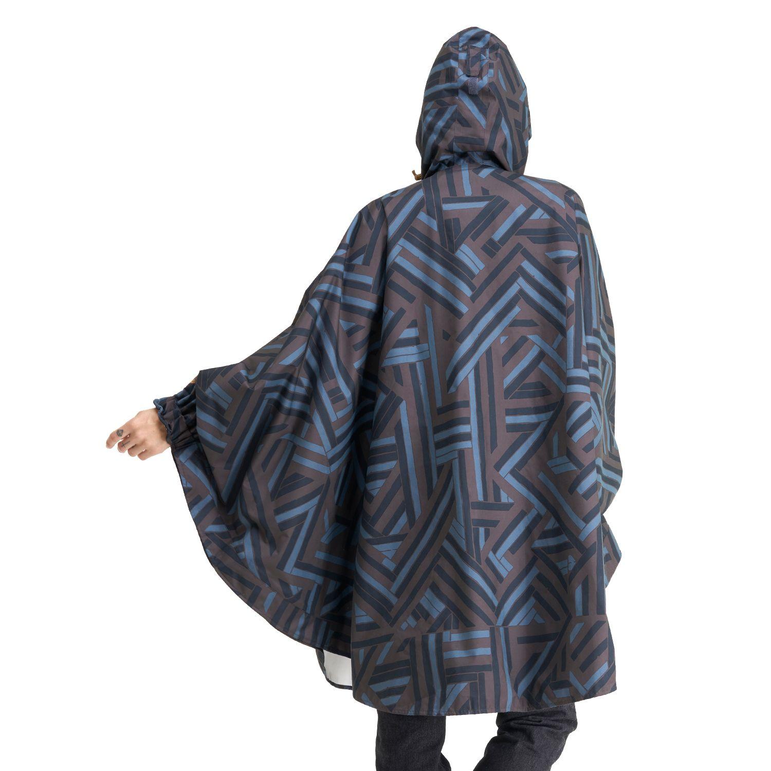 Poncho Unisex Capuchina Negro Haka Honu-2