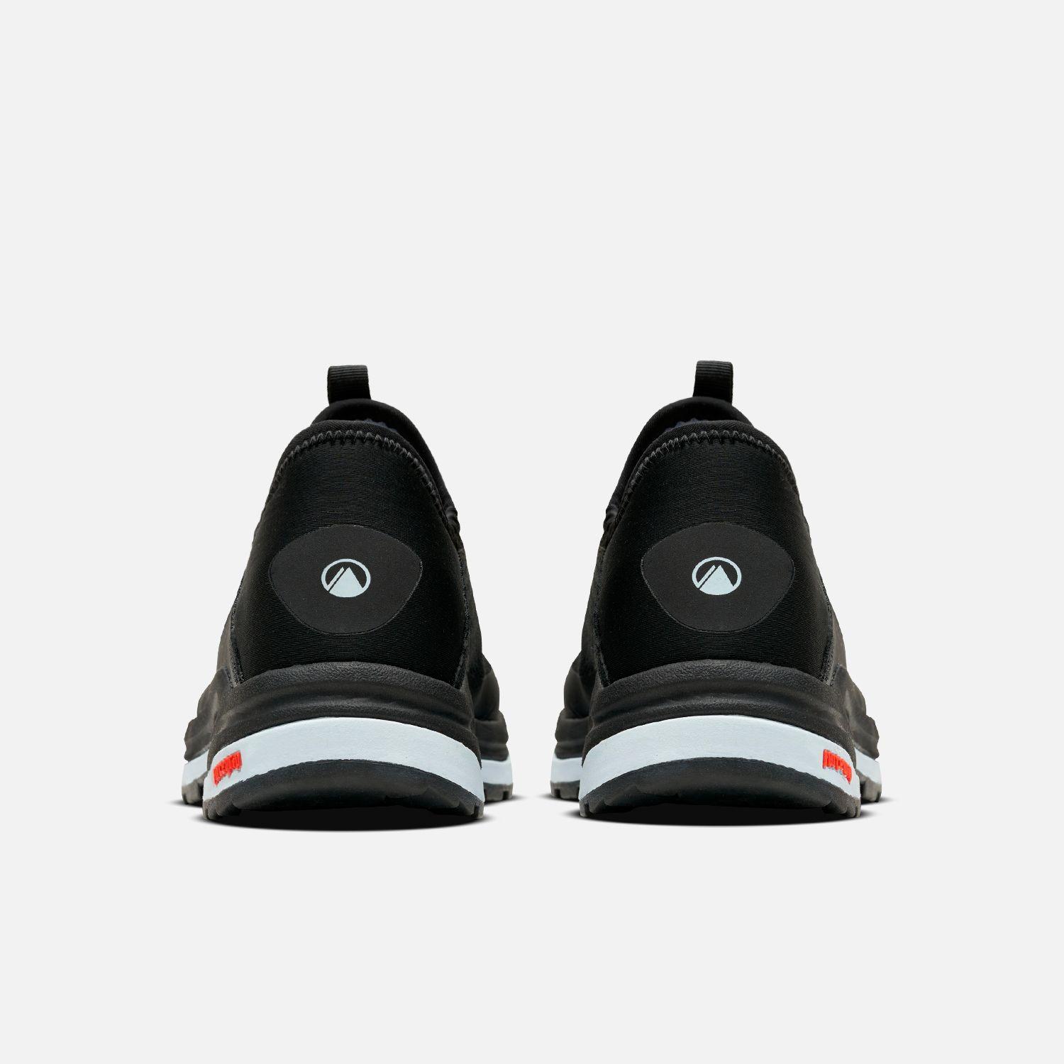Zapatilla Mujer Panal III Negro / Celeste Lippi V25-5