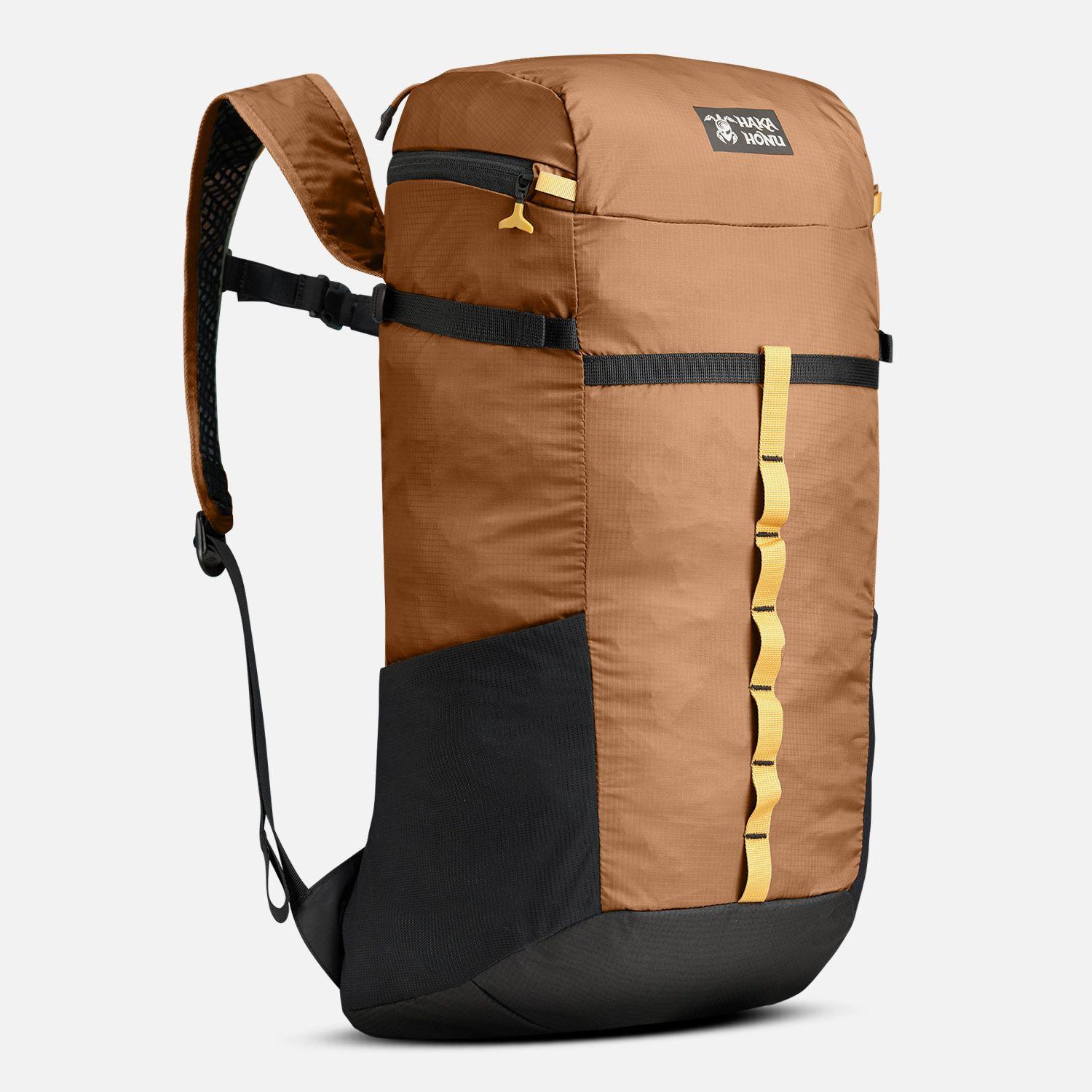 Mochila Unisex Peso Pluma 25L Camel Haka-Honu-0