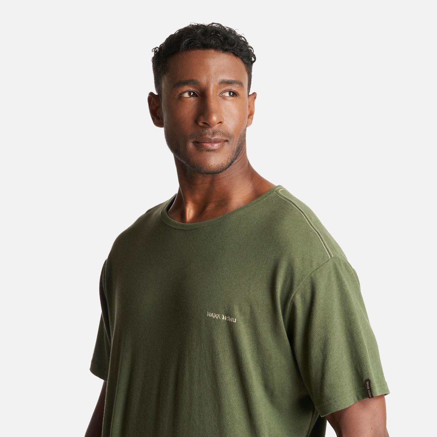 Polera Hombre Natural Verde Oscuro Haka Honu-4