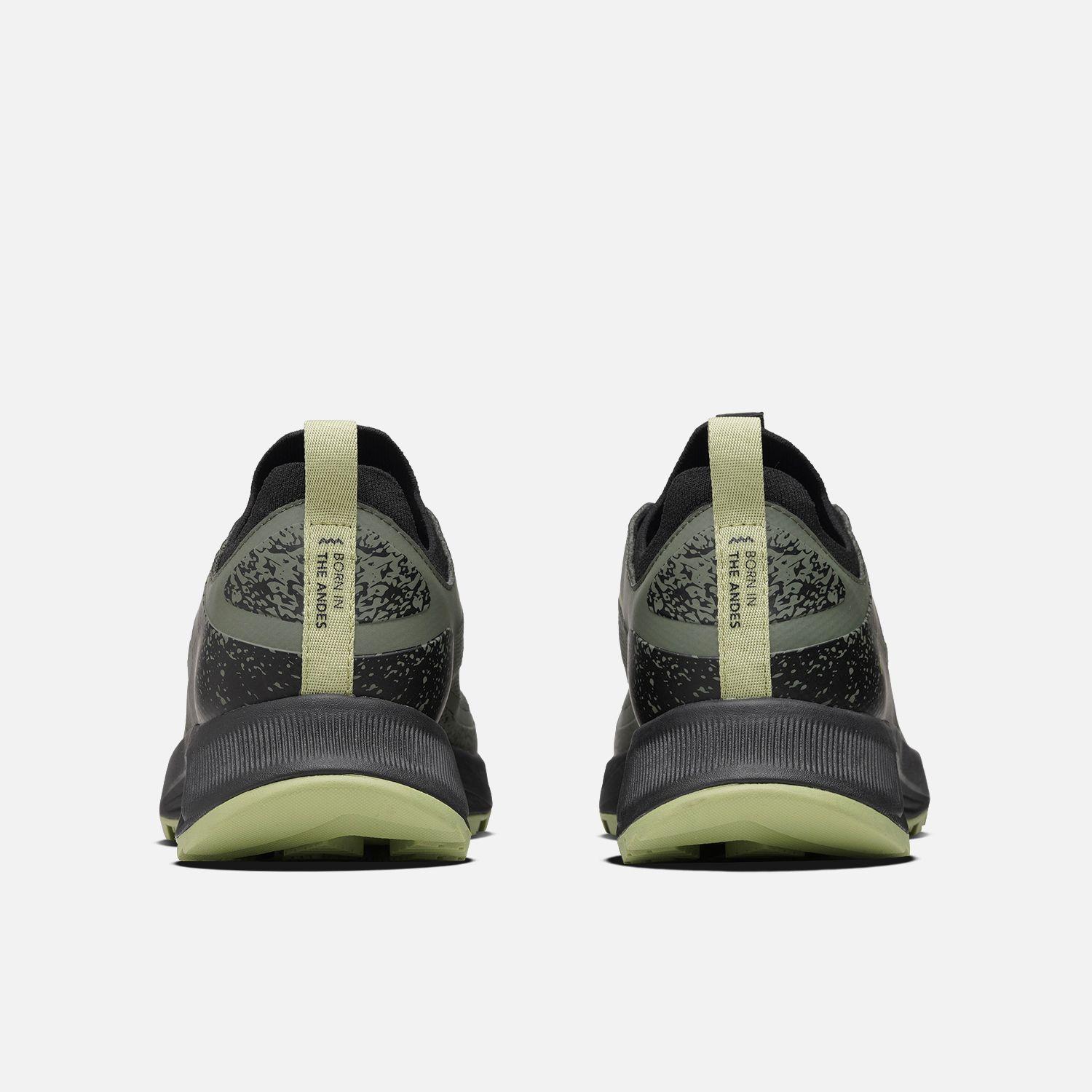 Zapatilla Hombre Light Knit Negro / Verde Lippi I26-4