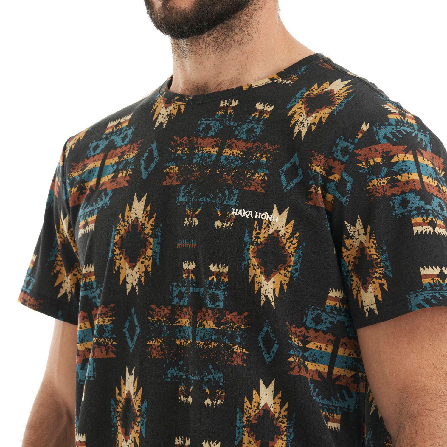 Polera Hombre Azteca Grafito Haka Honu-6