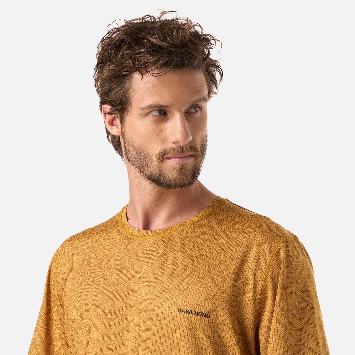 Polera Hombre Sudala Print Mostaza Haka Honu V26-3