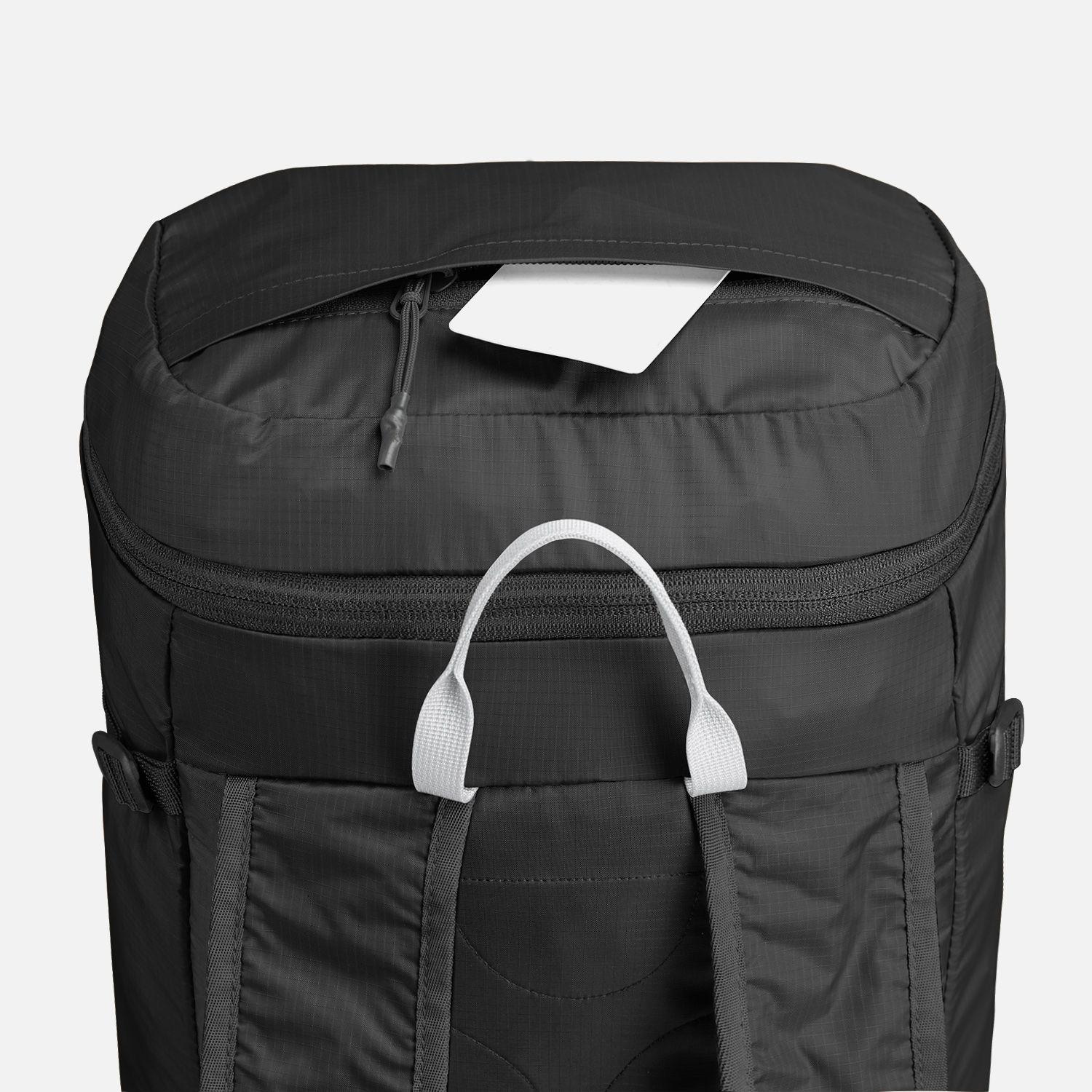 Mochila Unisex Peso Pluma 25L Negro Haka-Honu-3