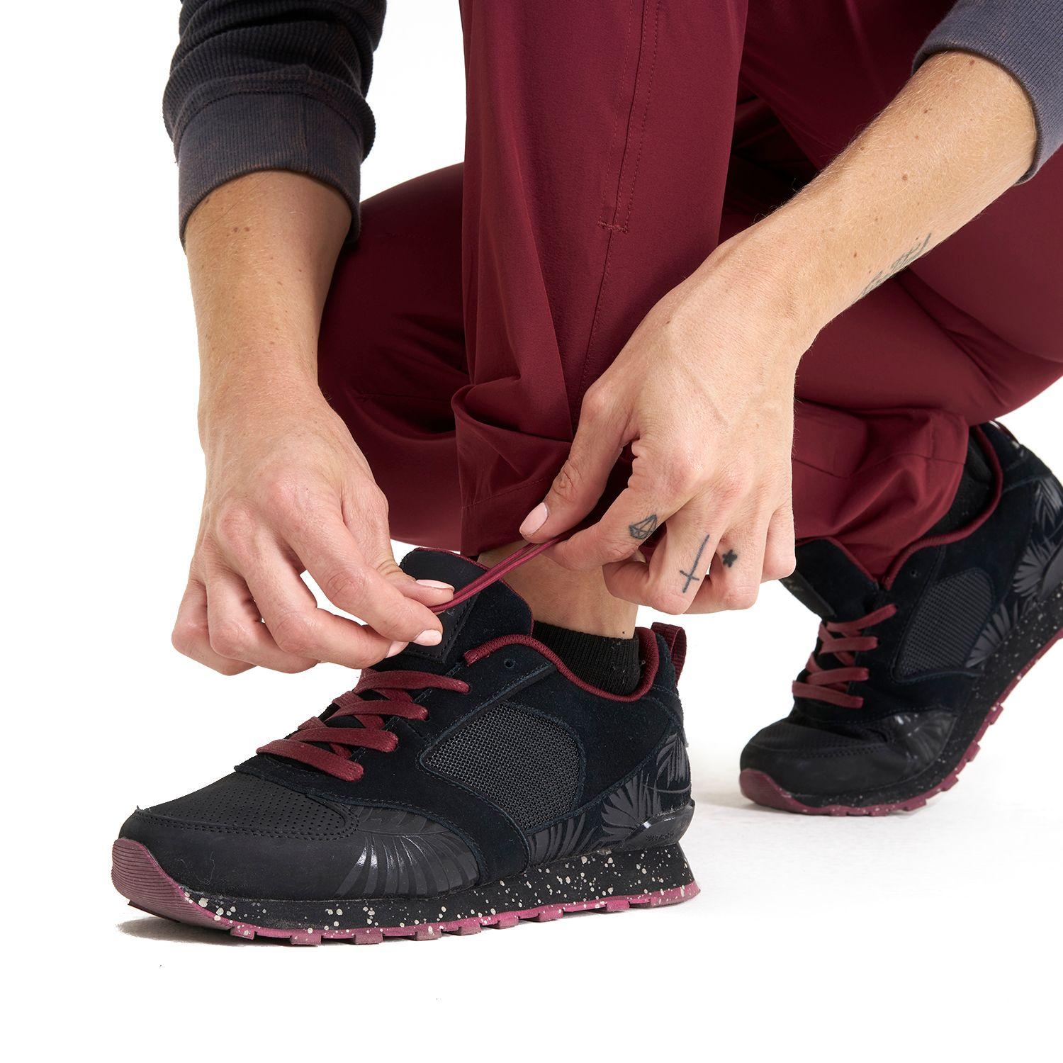 Pantalon Mujer Montatelo Burdeo Haka Honu I20-6