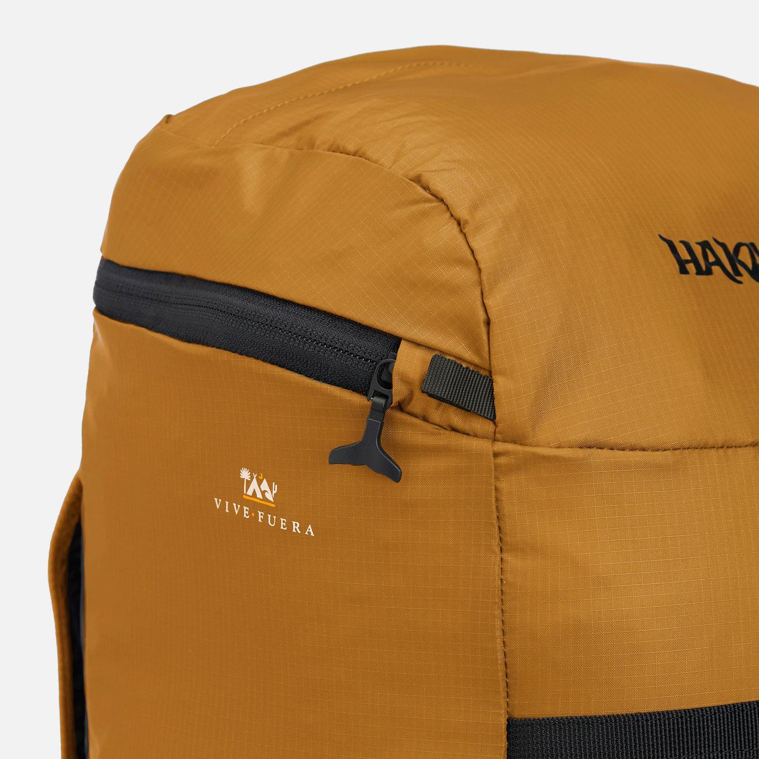 Mochila Peso Pluma 25L Mostaza Haka Honu V26-3