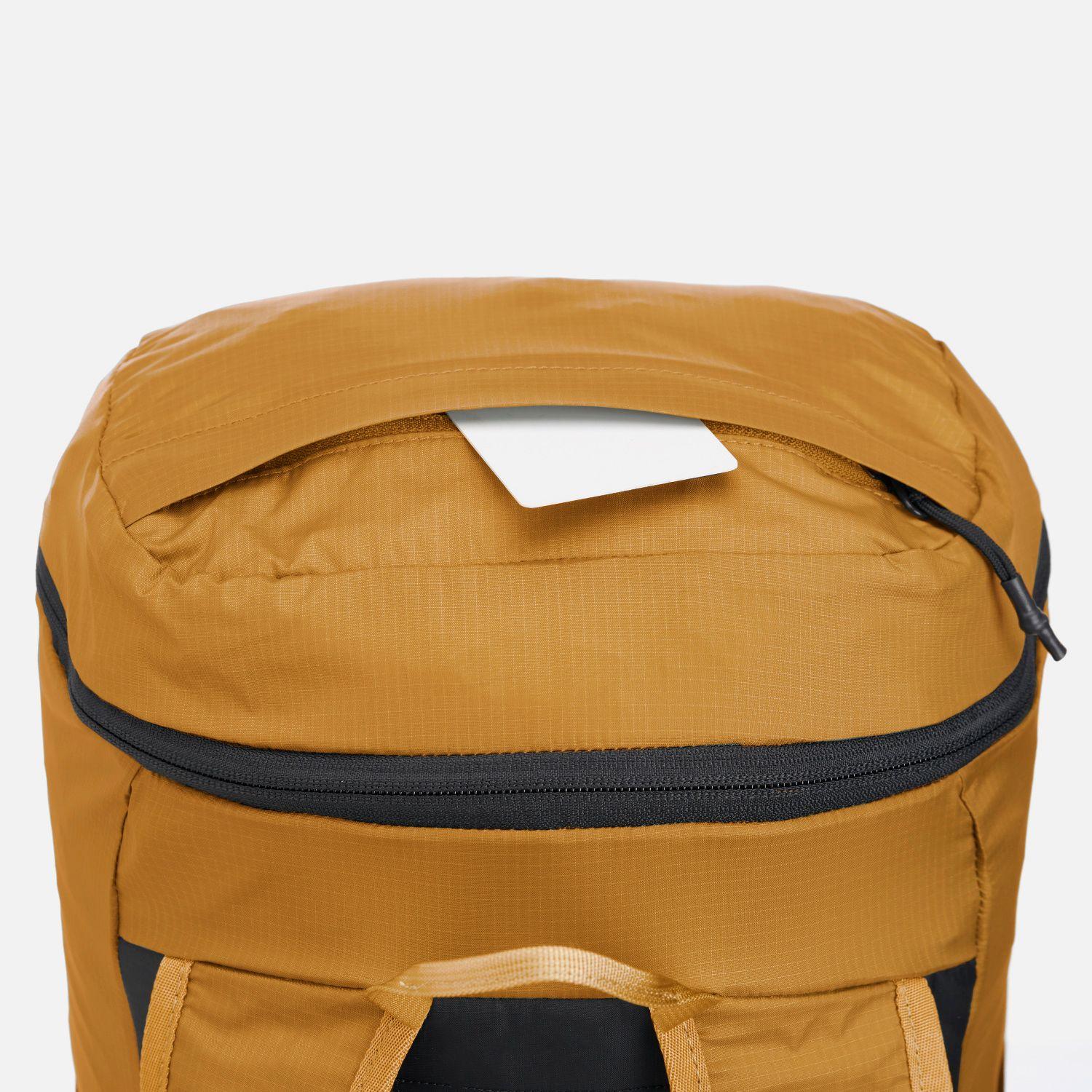 Mochila Peso Pluma 25L Mostaza Haka Honu V26-4