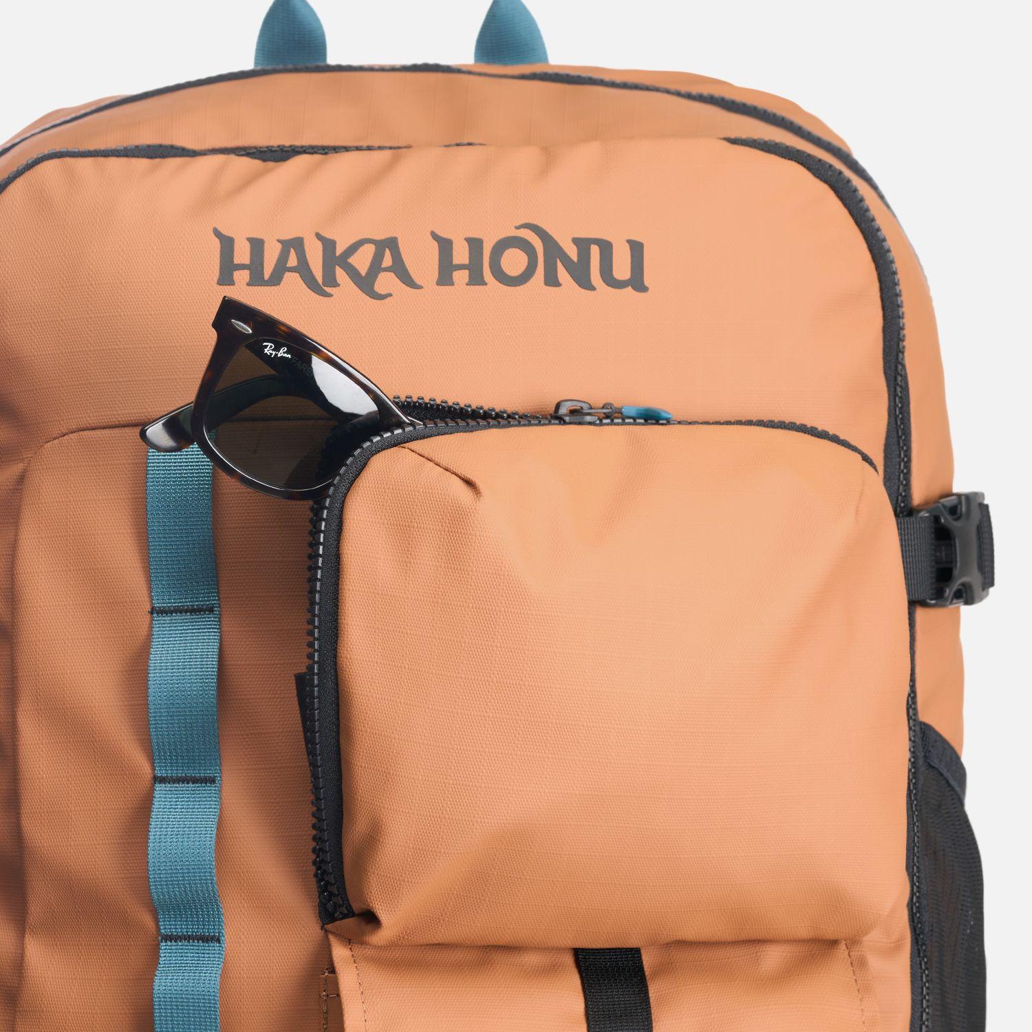 Mochila Unisex Trome 28L Camel Haka-Honu-3