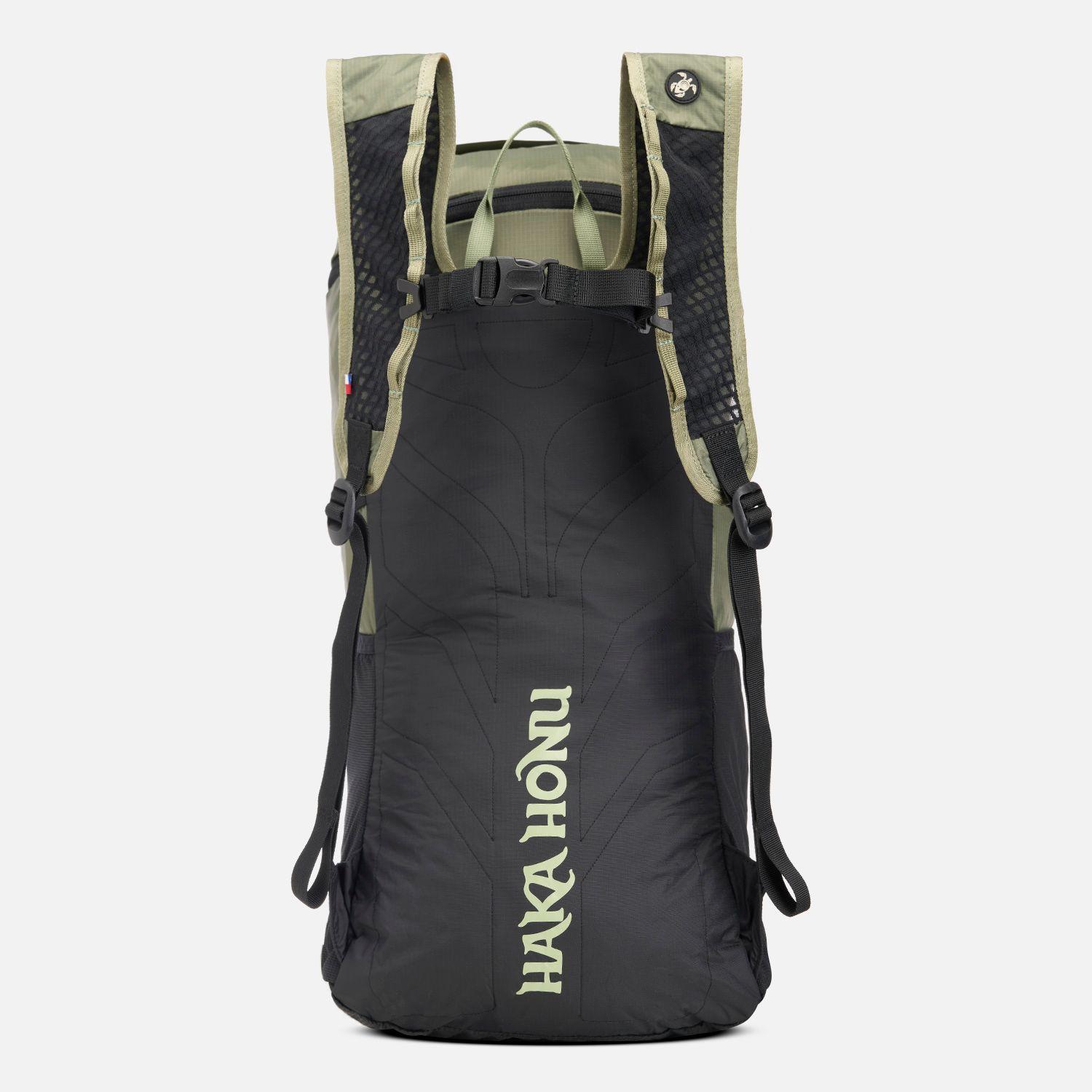 Mochila Peso Pluma 25L Verde Militar  Haka Honu-2