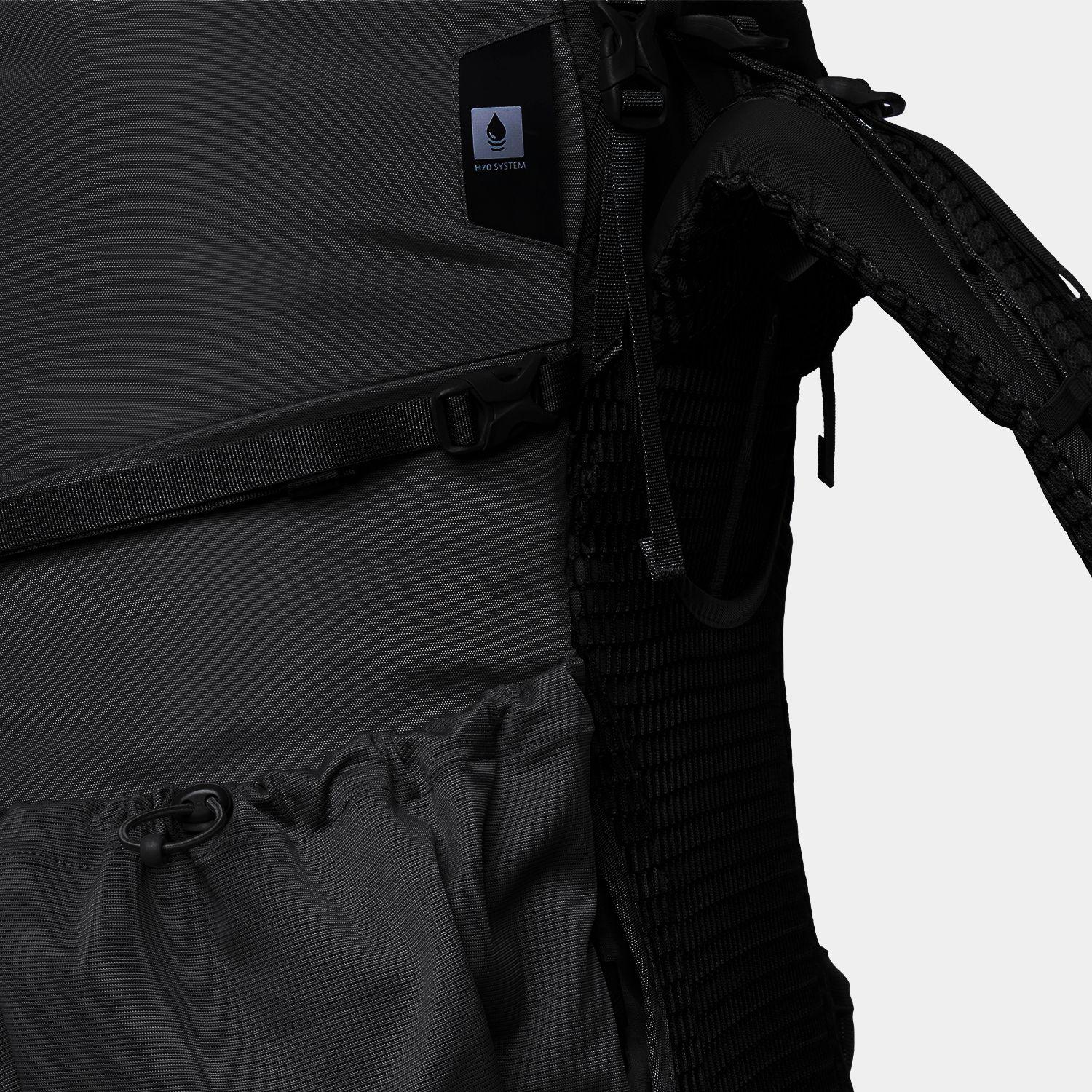 Mochila AeroTrek Backpack 60l Negro  Lippi I26-6