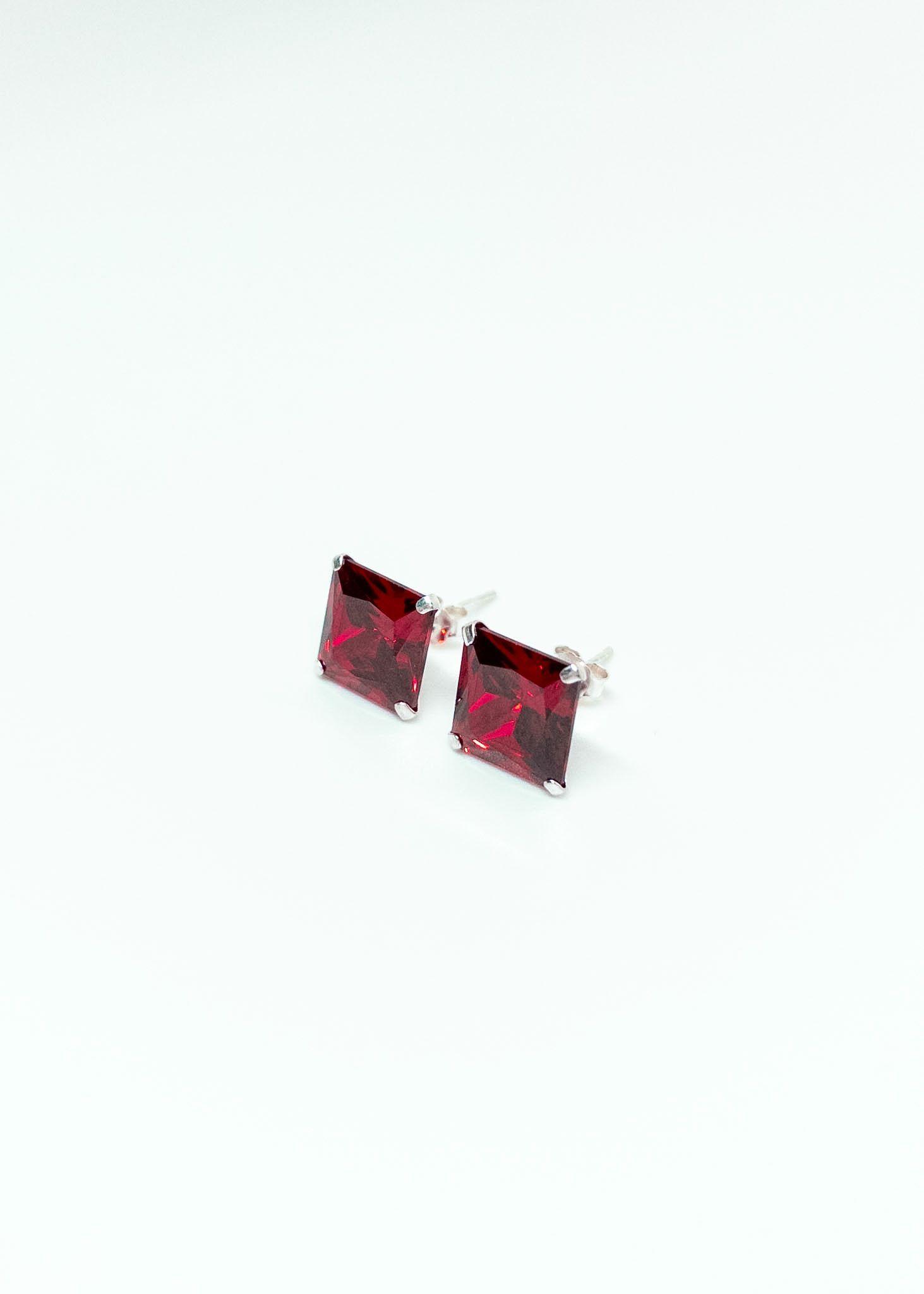 Aros Cuadrados con Circón Rojo en Plata Italiana 925-3