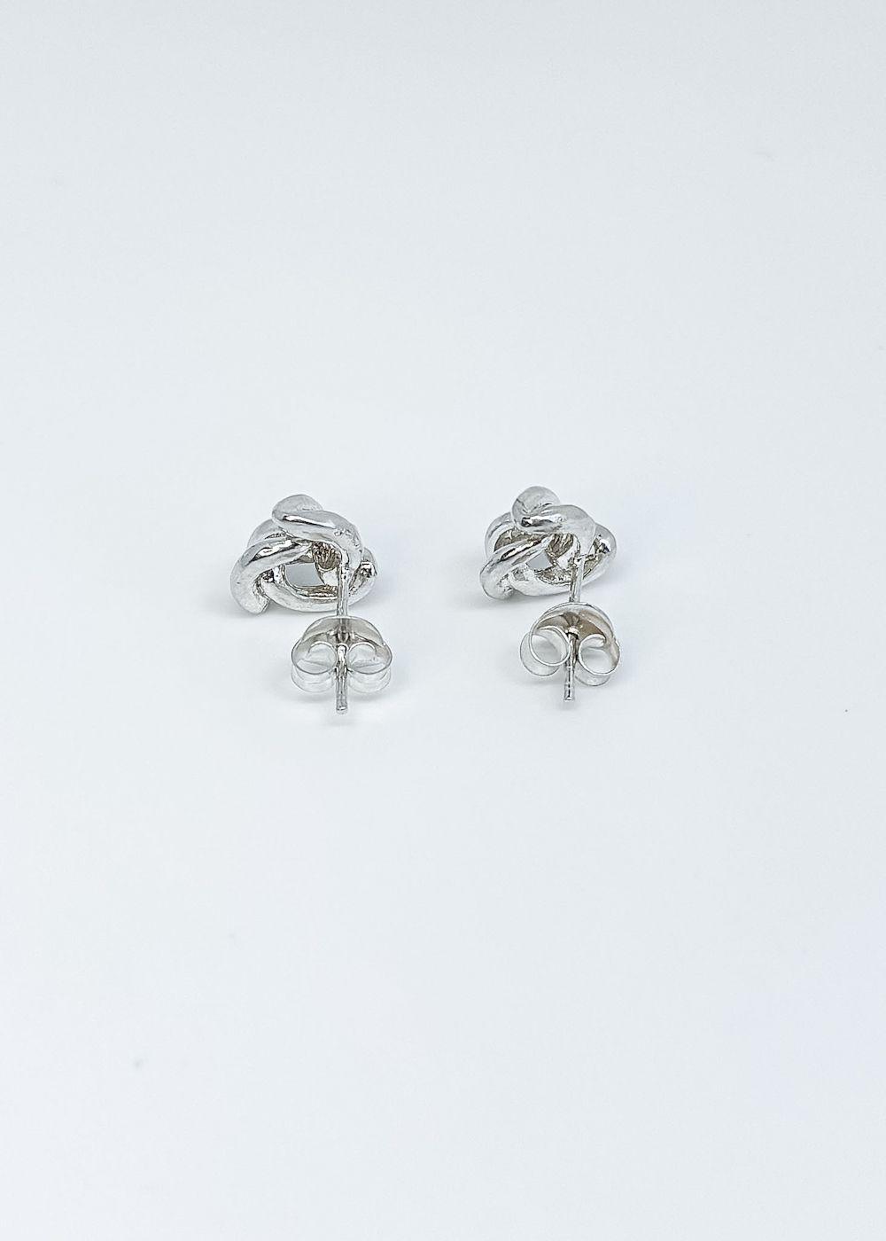 Aros nudo en plata lisa italiana 925-3