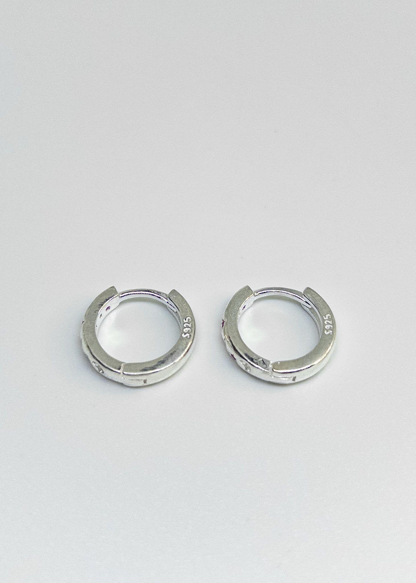 Aros Argollas Huggies Diseño Lunas y Estrellas en Plata Italiana 925-2