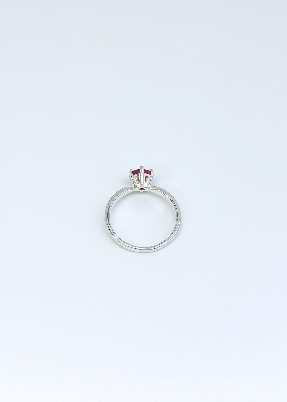 Anillo solitario con circón fucsia en plata italiana 925-2