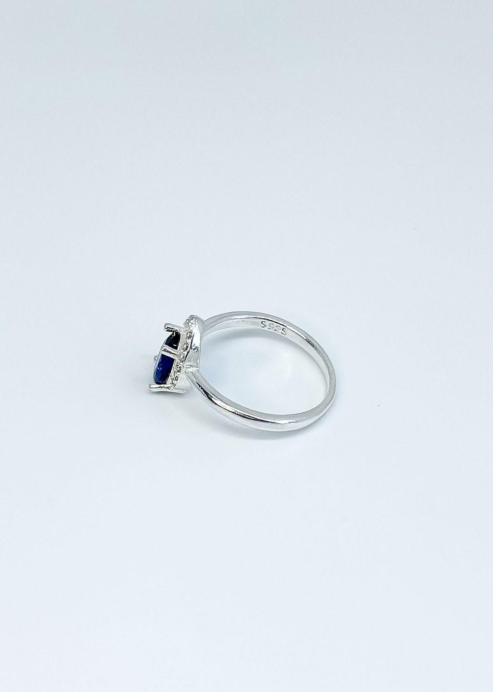 Anillo con circón azul y microcircones en plata italiana 925-2