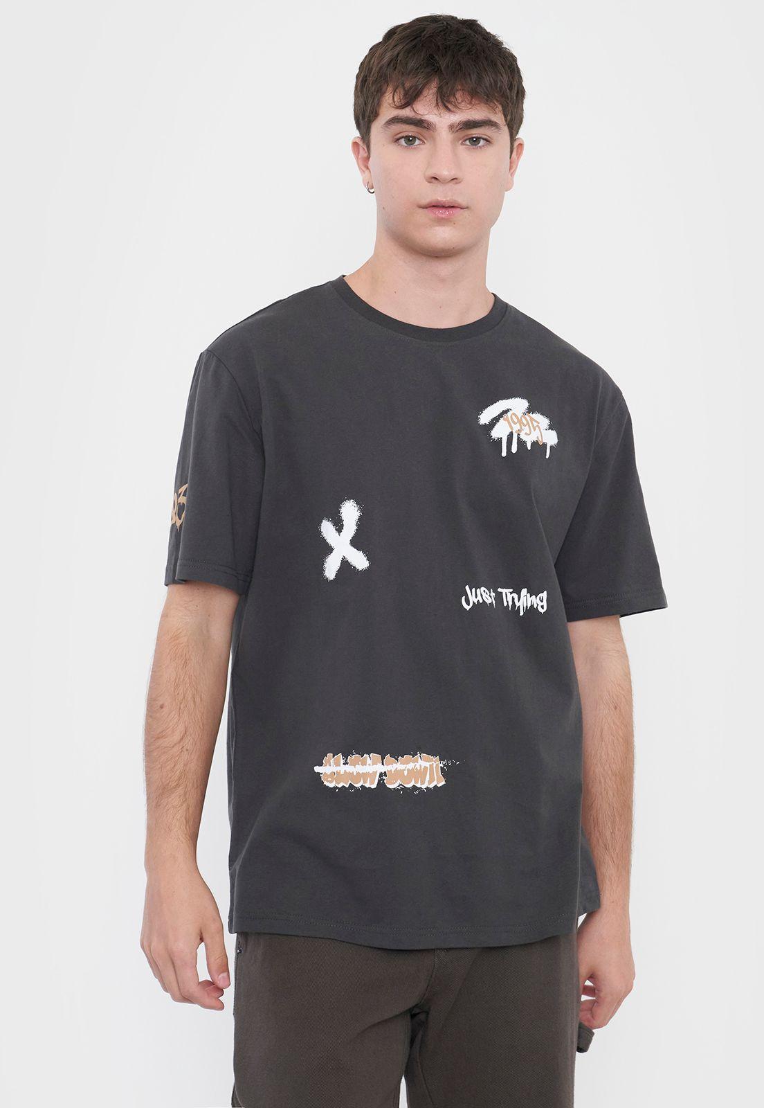 Polera Hombre Focal Print Grunge Gris Corona-0