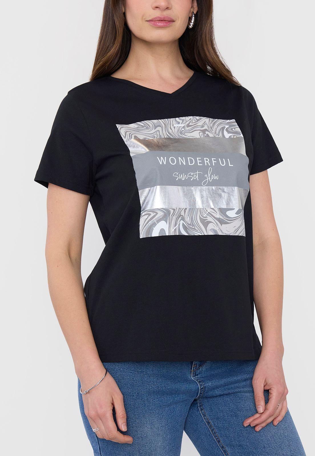 Polera Mujer M/C Print Cuello V Negro Corona-2