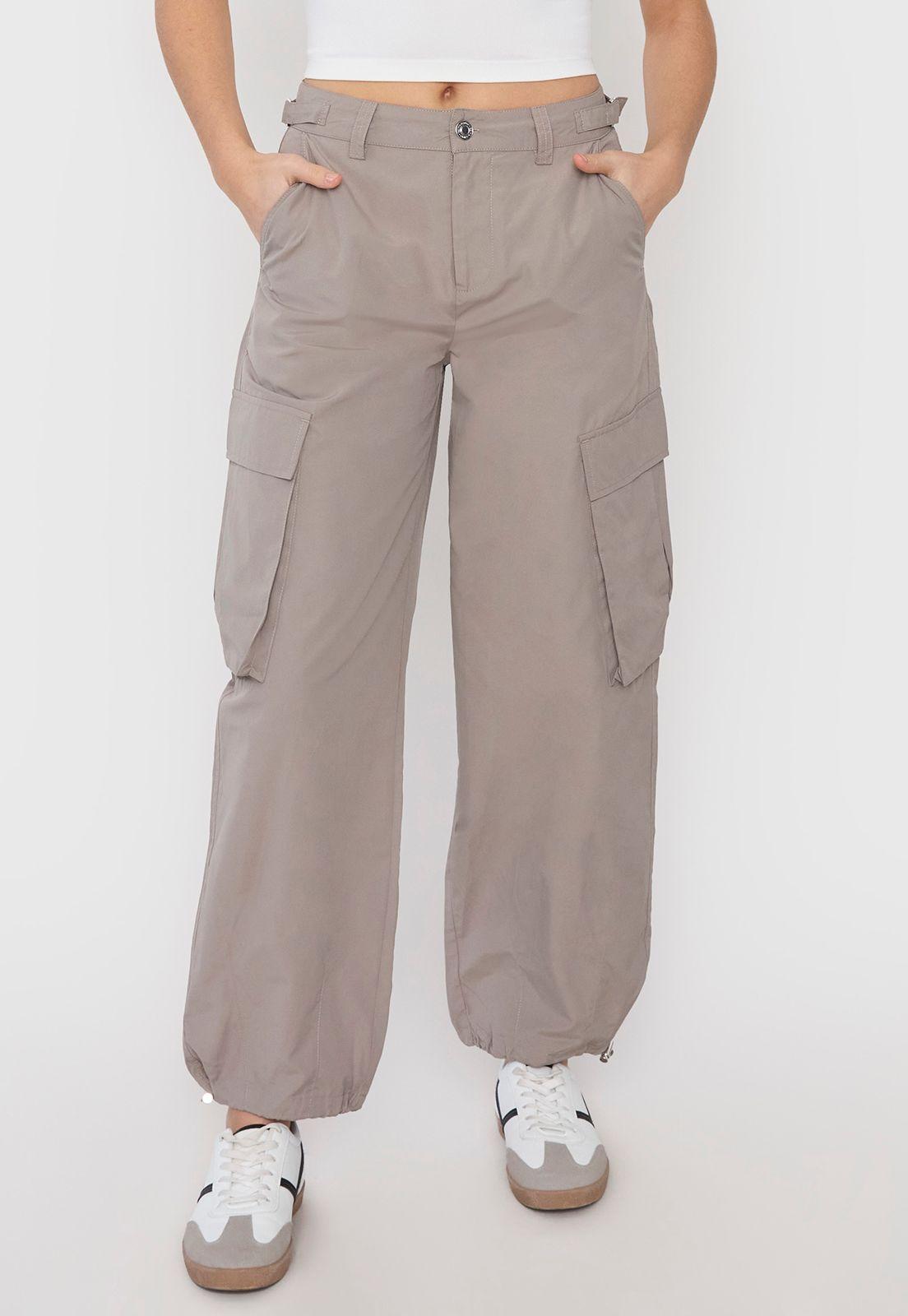 Pantalón Mujer Parachute Cargo Ajustable Gris Corona-1