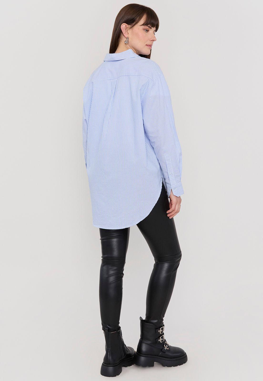 Blusa Mujer Oxford Oversize Celeste Corona-2