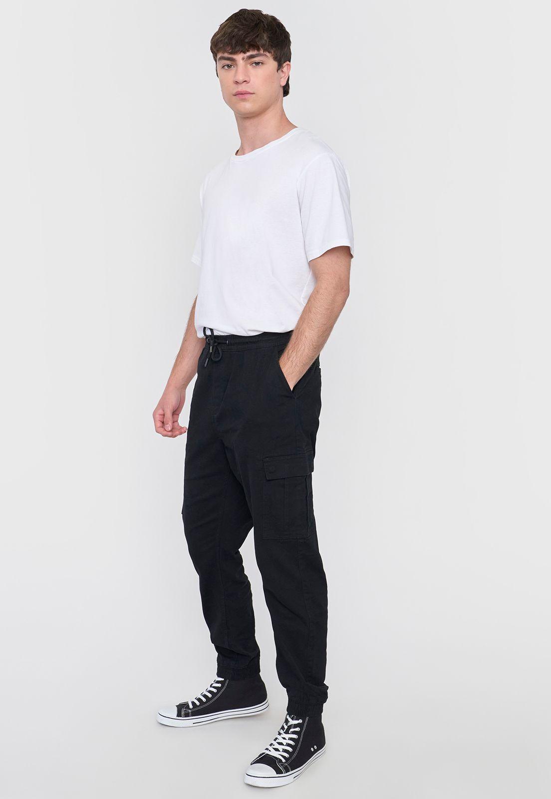 Jogger Hombre Cargo Color Negro Corona-3
