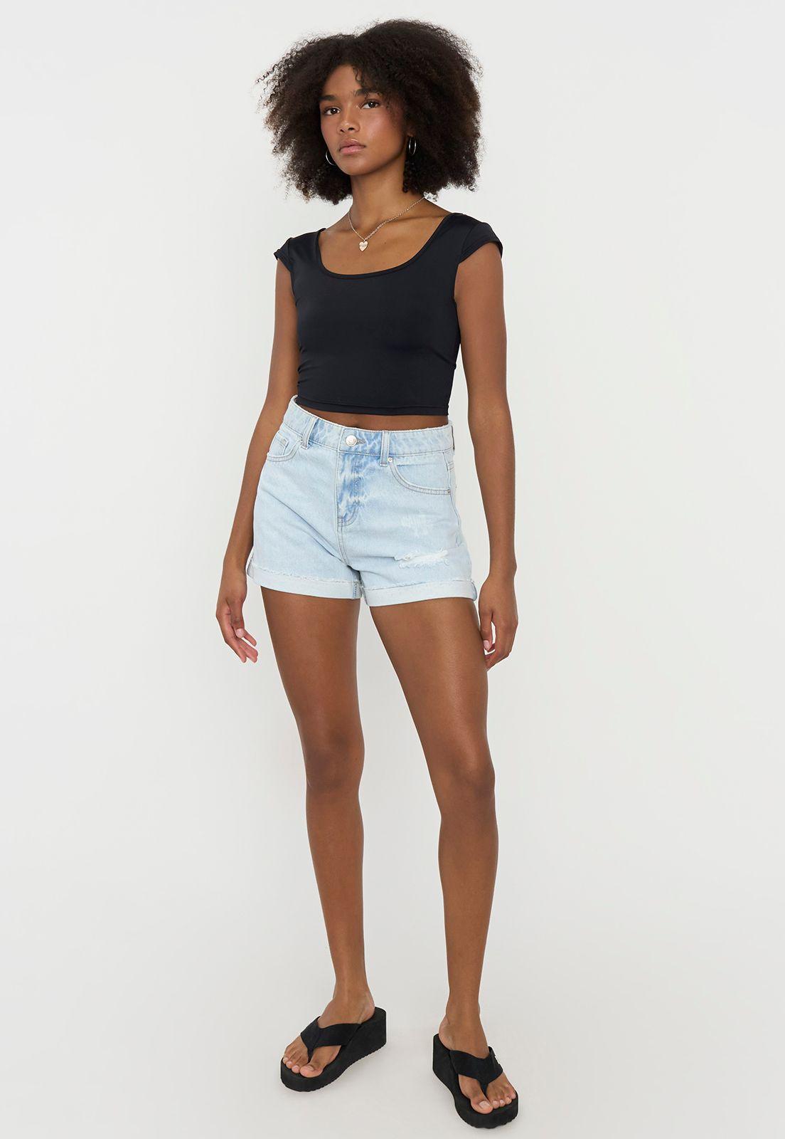 Peto Mujer Cuello Cuadrado Negro Corona-3