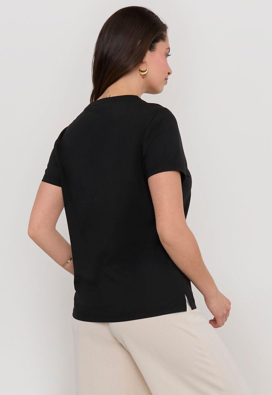 Polera Mujer M/C Focal Print Cuello V Ecru Corona-1