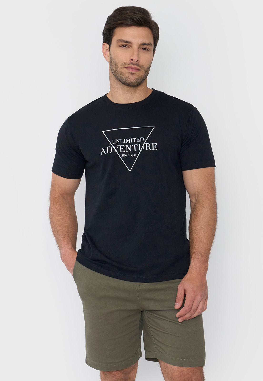 Polera Hombre Focal Print Color Negro Corona-0