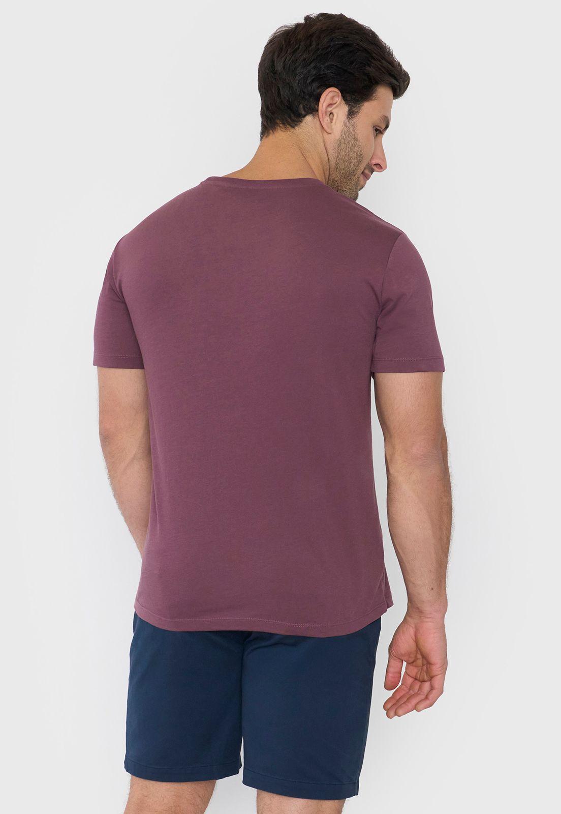 Polera Hombre Focal Print Color Burdeo Corona-1