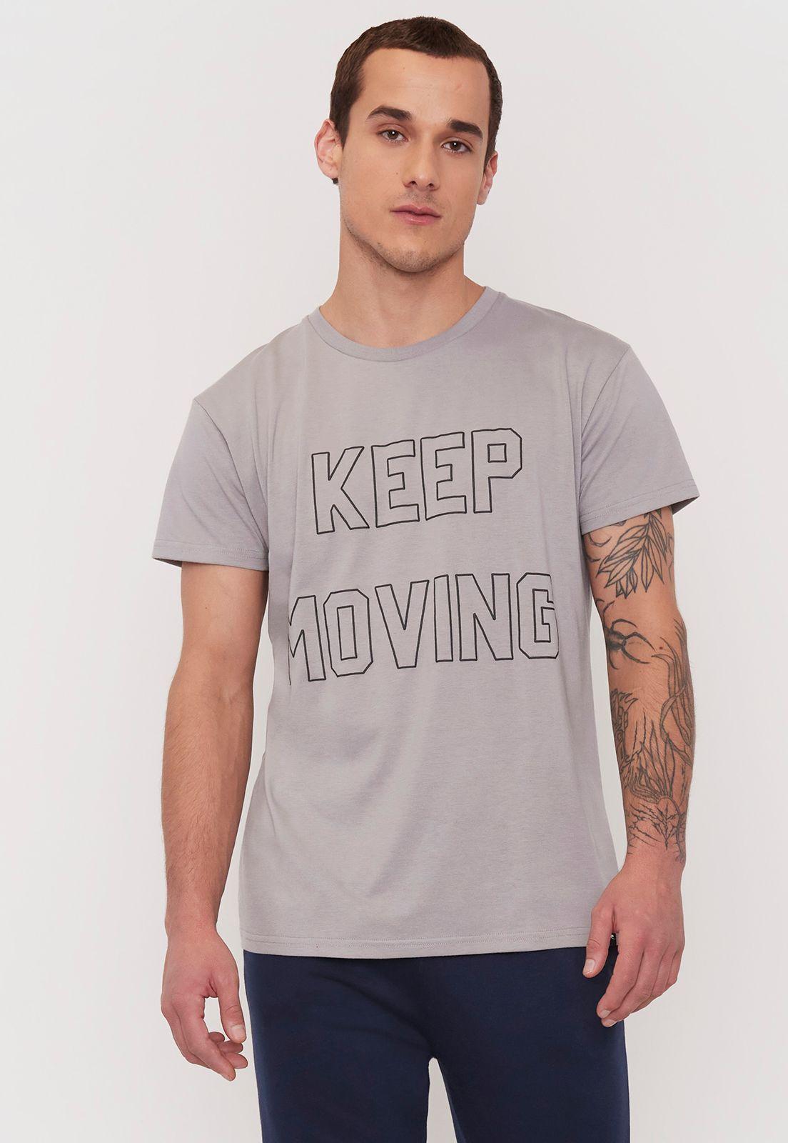 Polera Hombre Deportiva Fun Lettering Poliéster  Reciclado Gris Corona-0