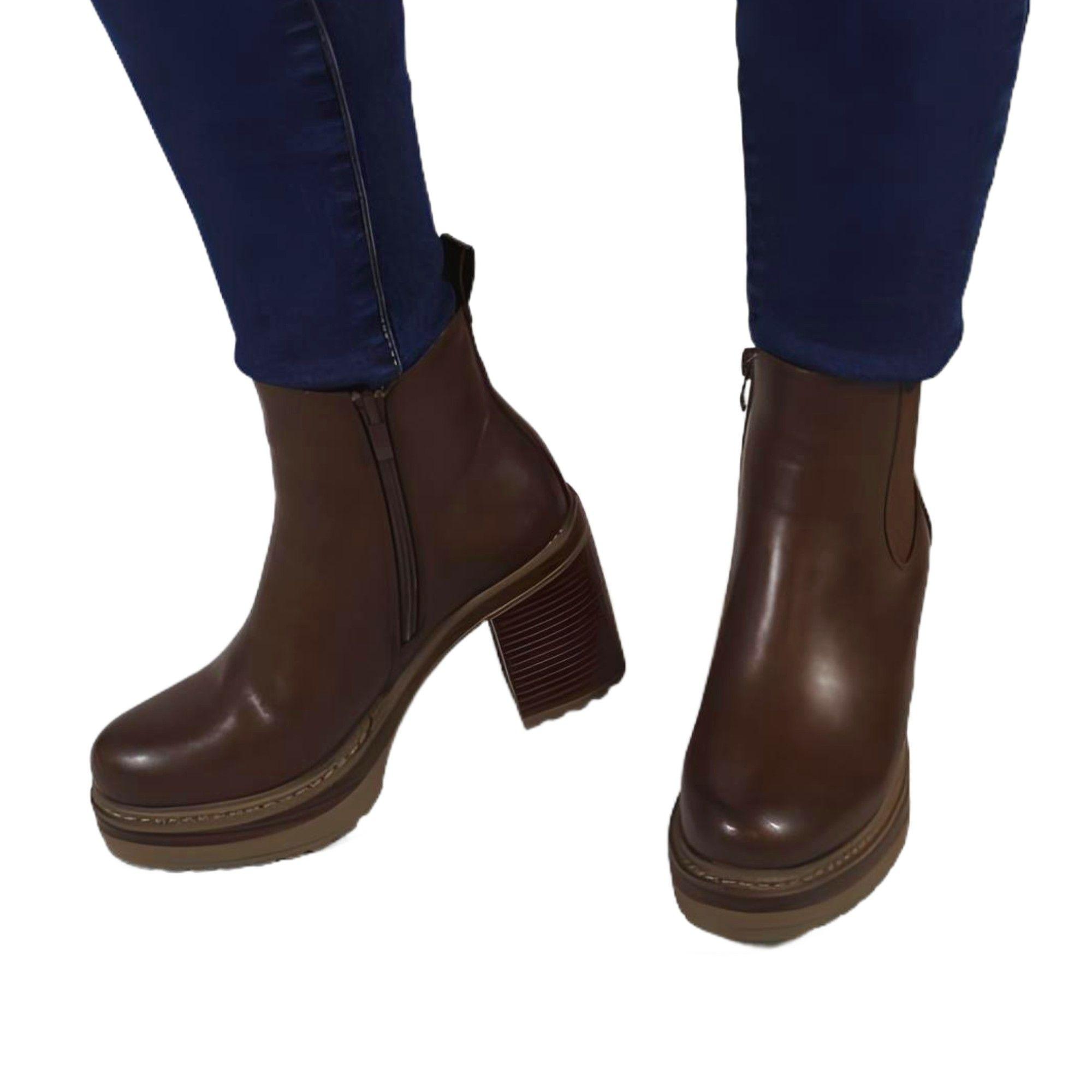 Botin de Mujer Taco Cuadrado 17 Yassne Beige-3