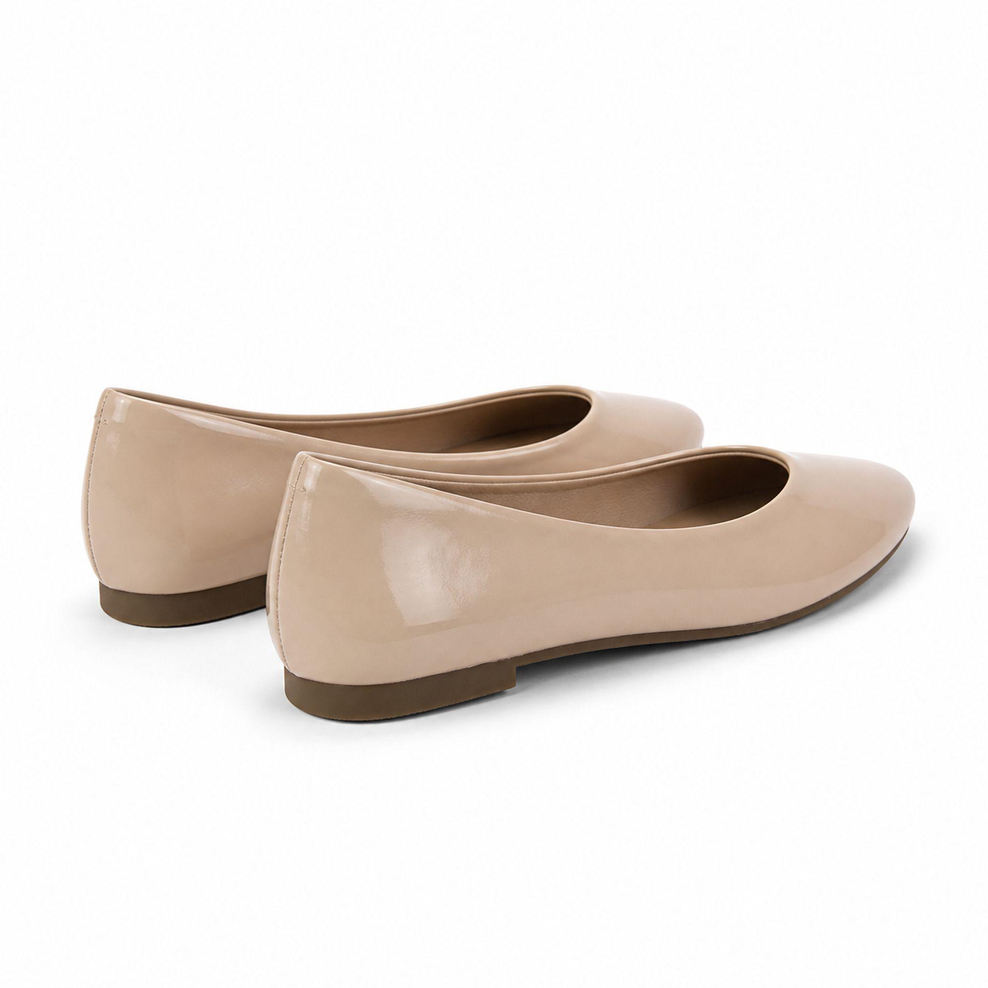 Balerina Mujer Charol Punta Redonda HL01-3