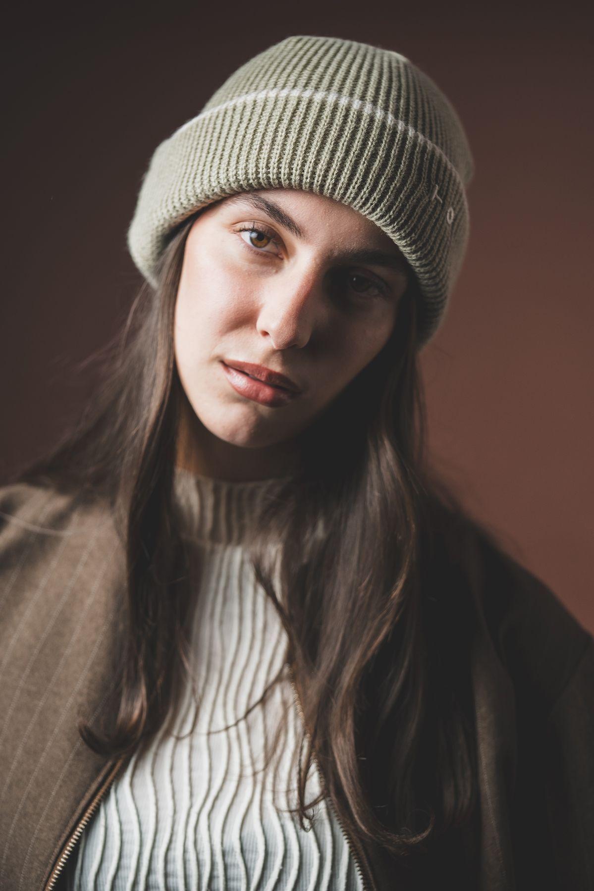 Tyler Greige - Gorro de invierno - Inztinto -4