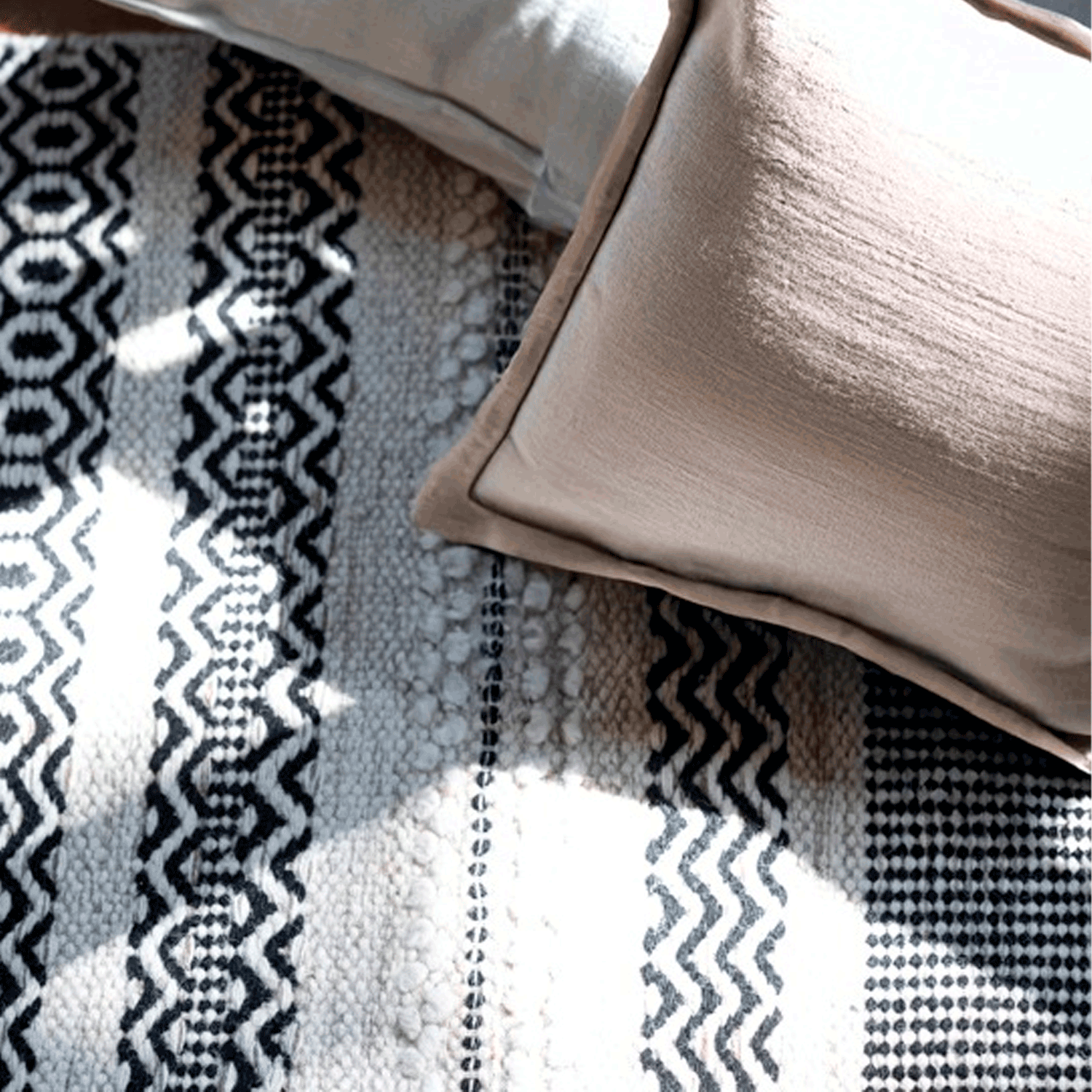 Alfombra BAZHARS Am Bol 101 Grey Black 160x230 cm Gris-1