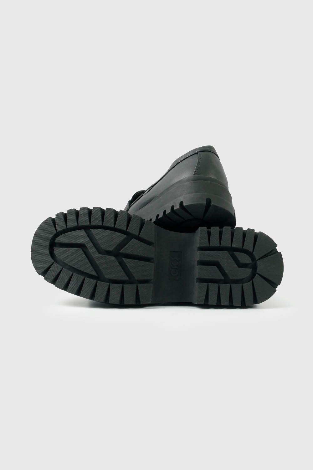 Mocasín Escolar Negro con Plataforma-2