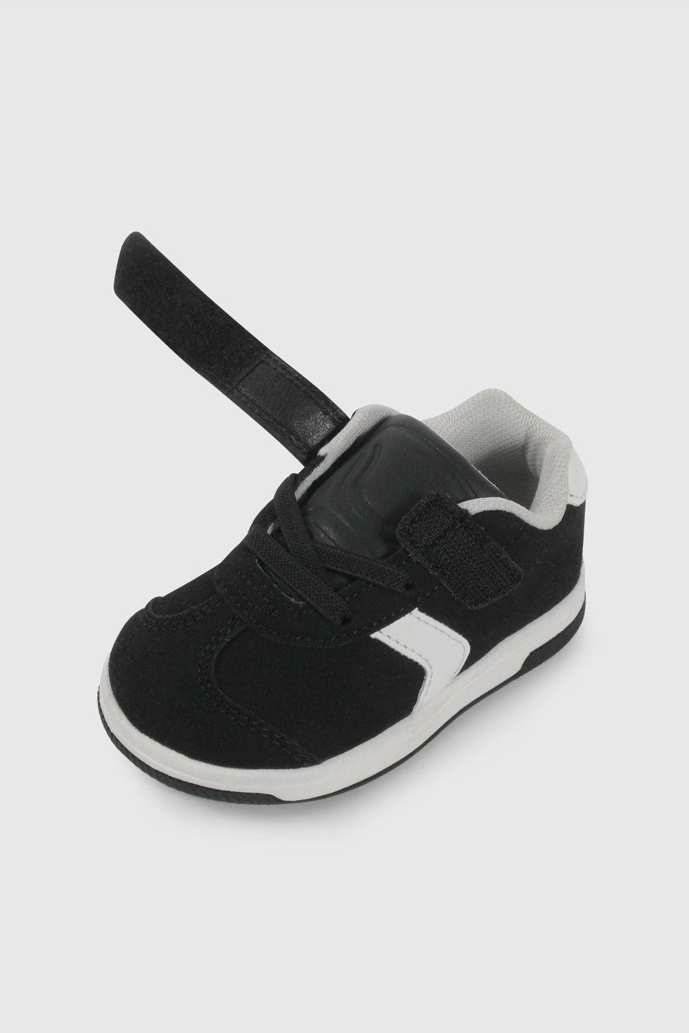 Zapatilla Urbana Negra  37070201V26-5