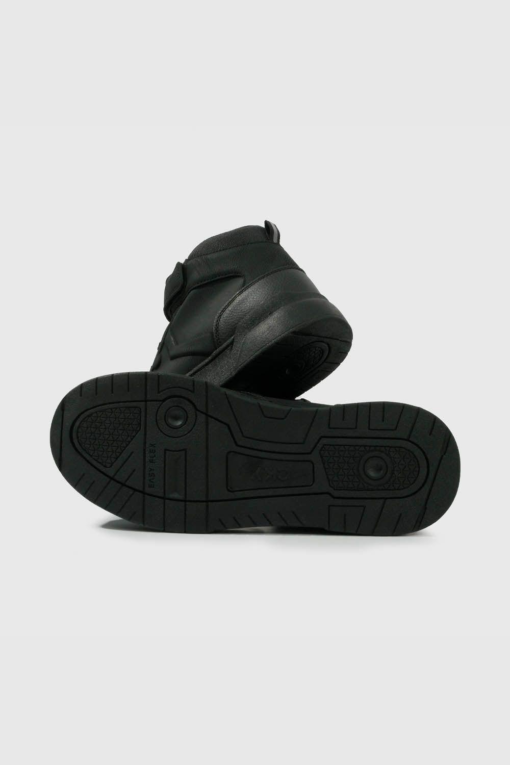 Zapatilla Escolar Negra Caña Alta Unisex-2