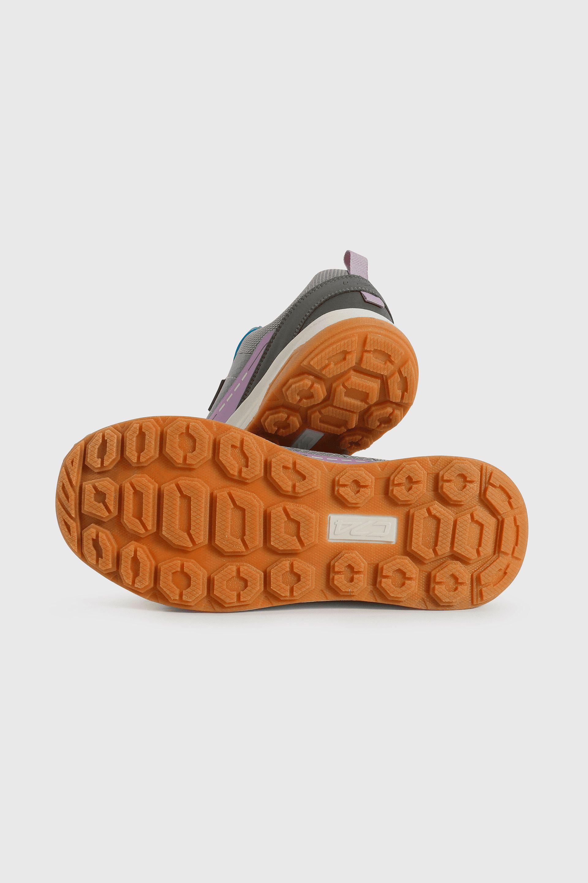 Zapatilla Outdoor Multicolor-2