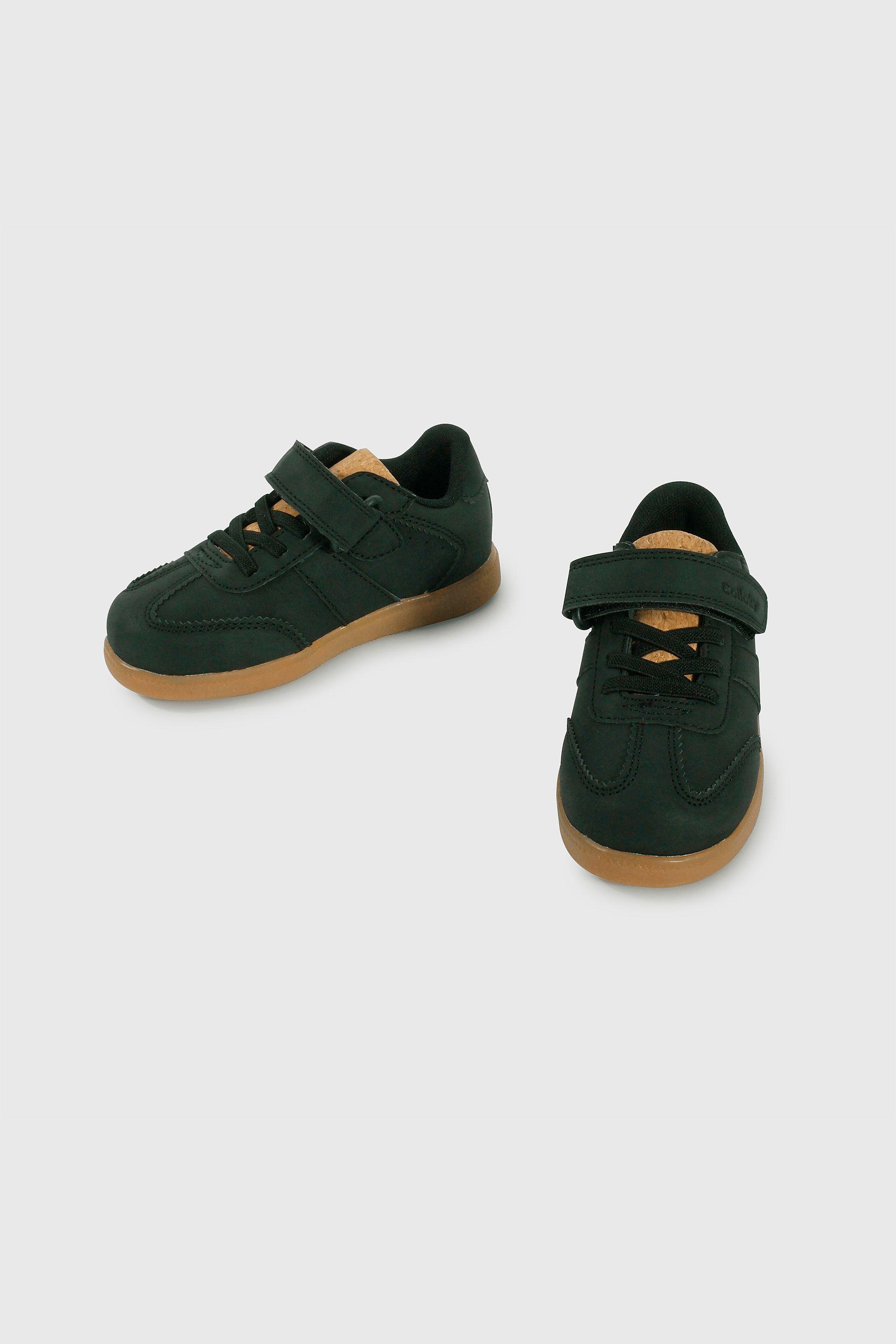 Zapatilla Caminante Lifestyle Unisex Negro Caña Baja con Cordón-3