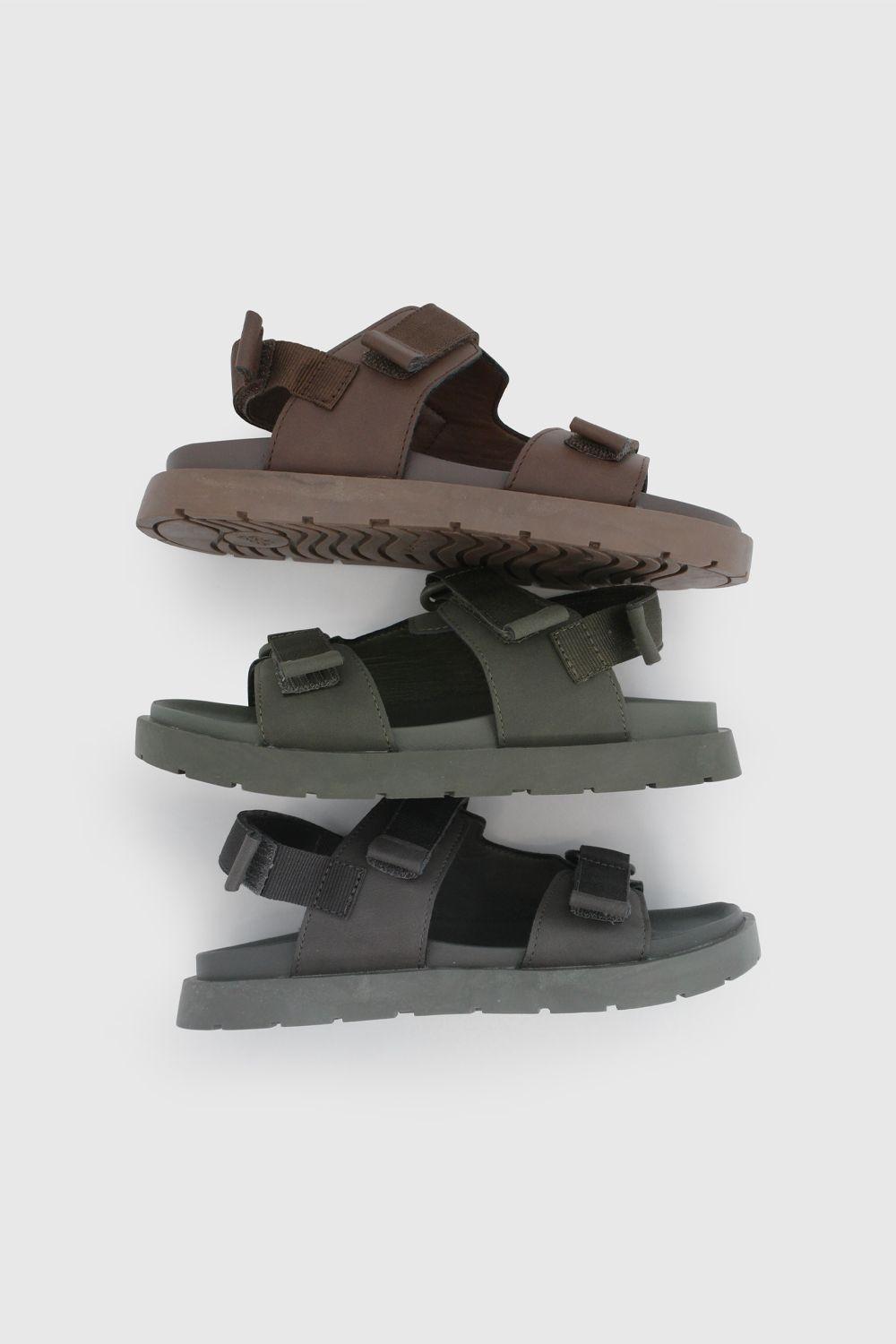 Sandalia de Vestir Café de Niño con Velcro talla 28 a 38-6
