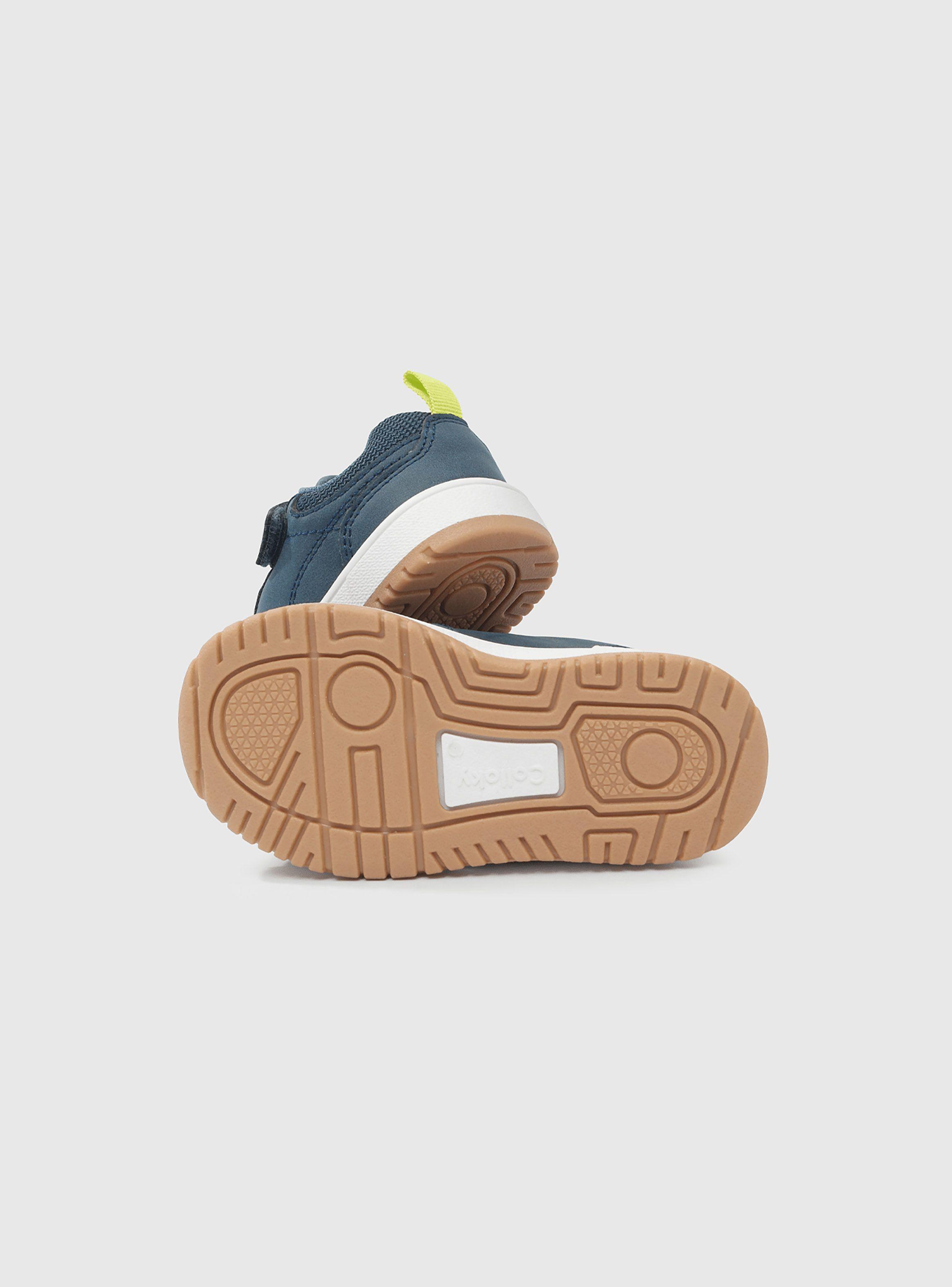Zapatilla urbana Azul de Niño (21 a 27)-2